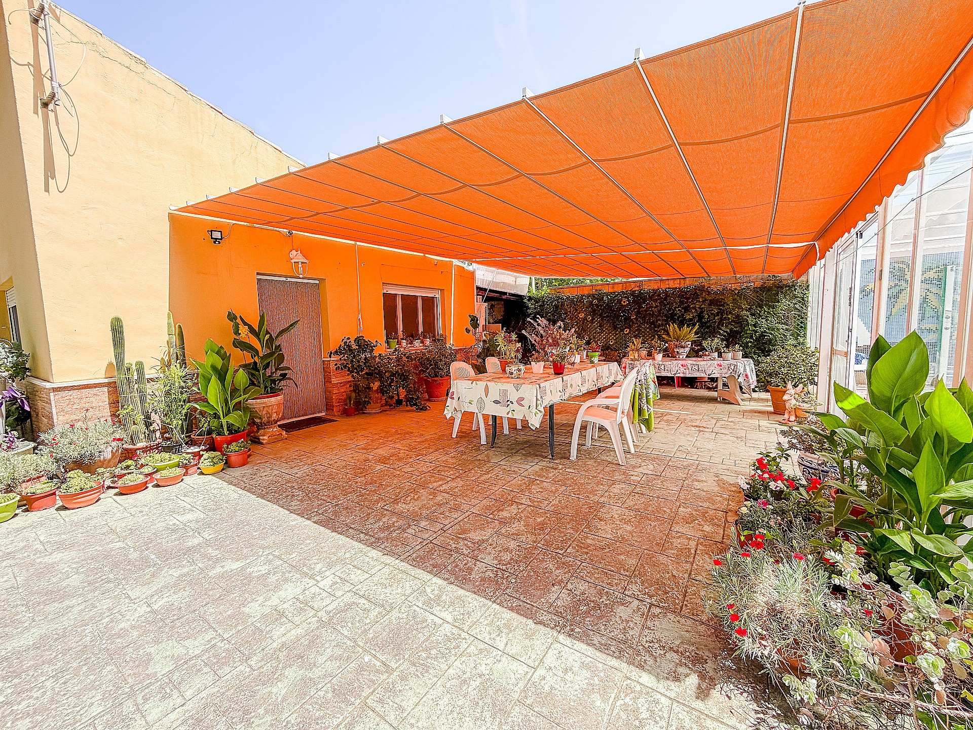 Resale - 4 Bedroom 4 Bathroom Villa in Yecla -  - Murcia
