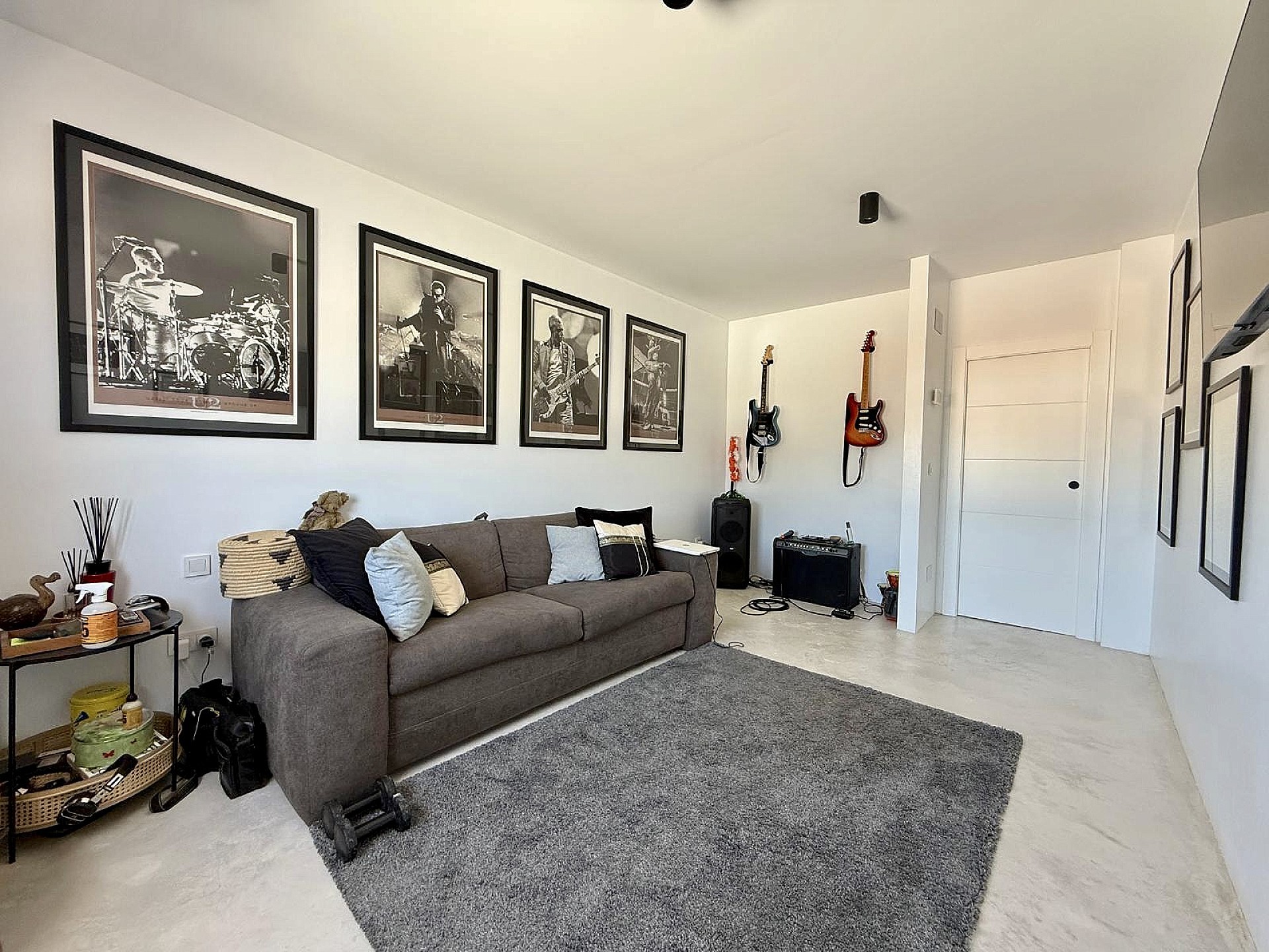 Resale - 5 Bedroom 3 Bathroom Villa in Pinoso -  - Alicante