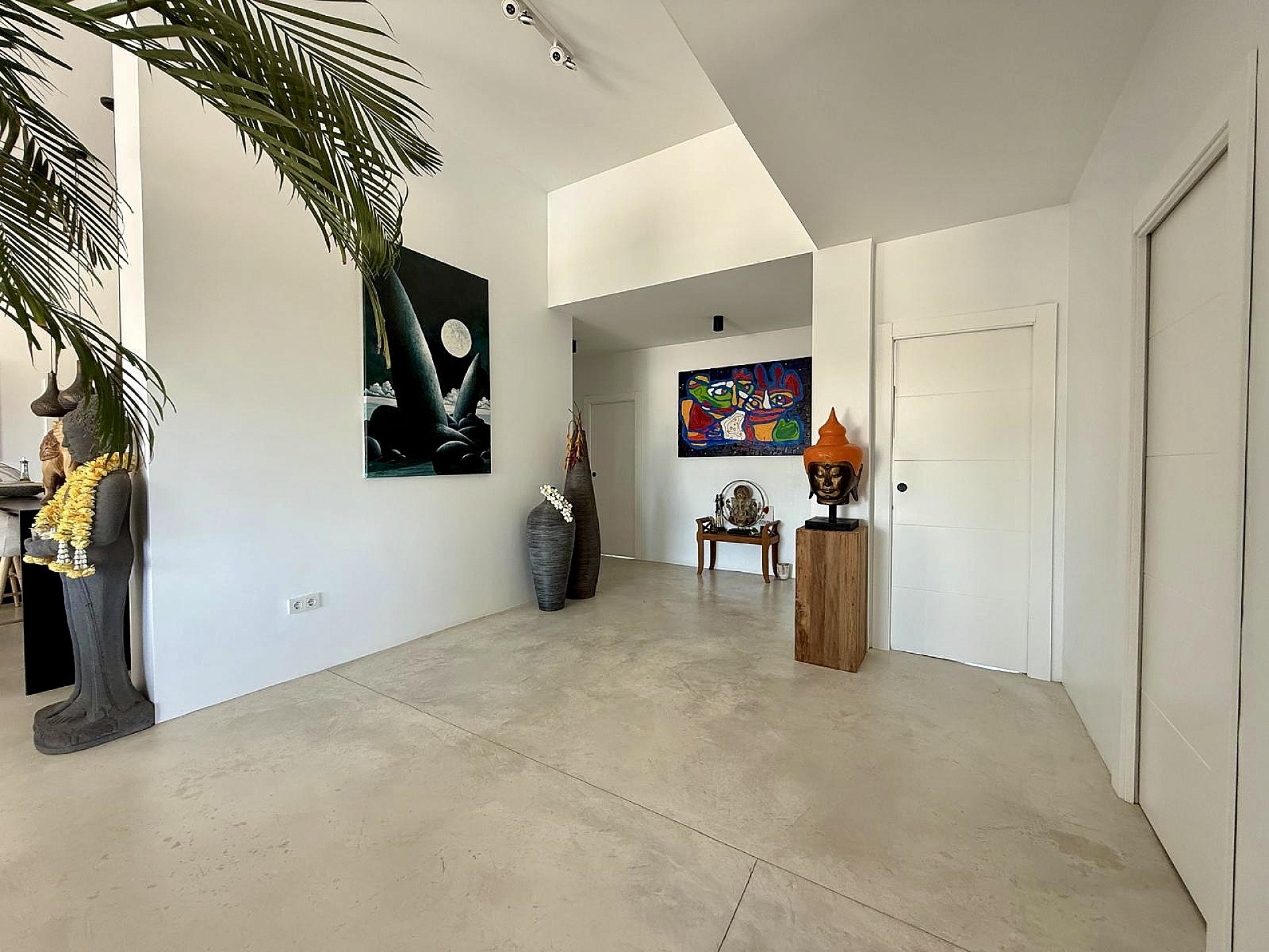 Resale - 5 Bedroom 3 Bathroom Villa in Pinoso -  - Alicante