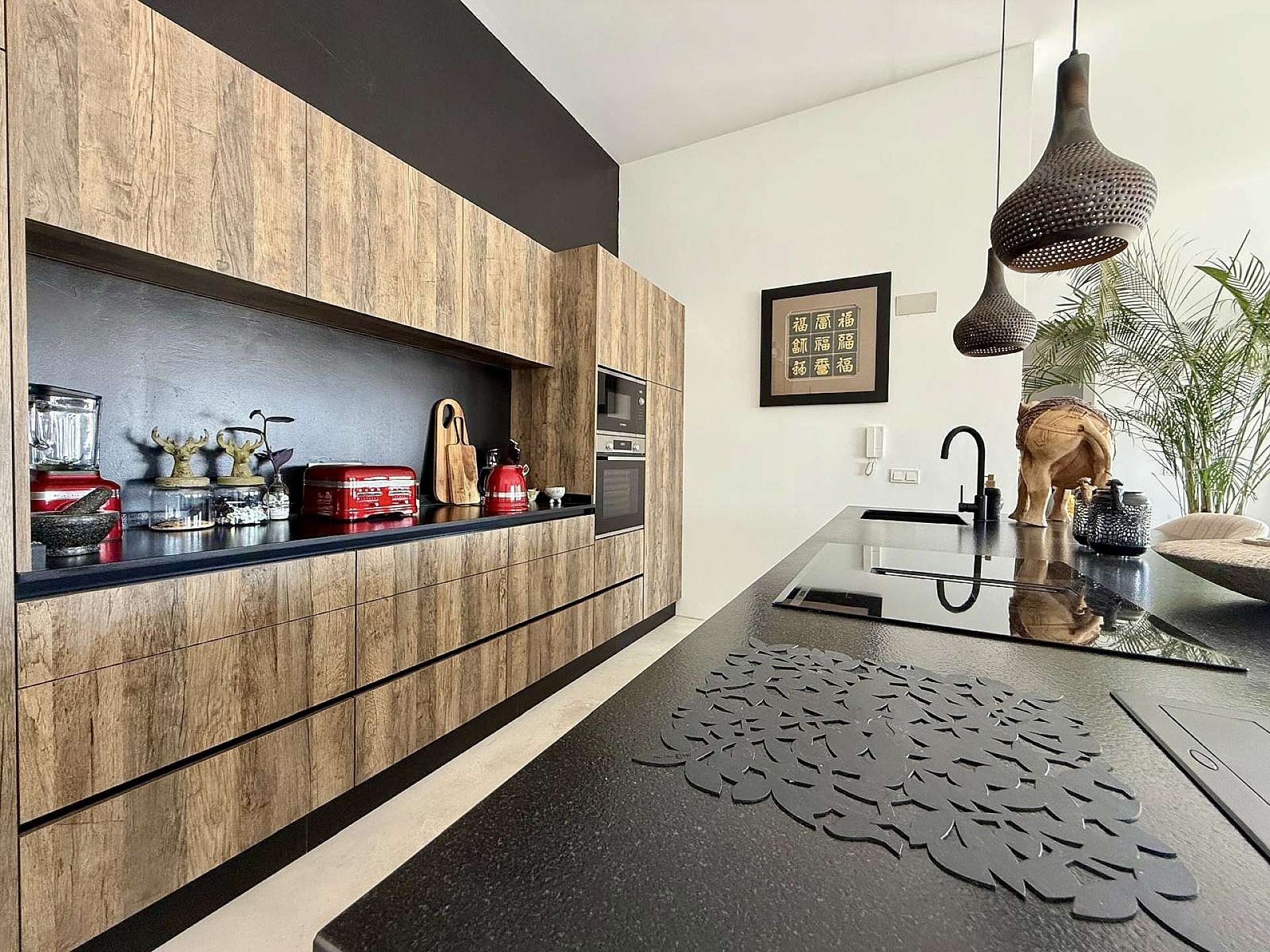 Resale - 5 Bedroom 3 Bathroom Villa in Pinoso -  - Alicante