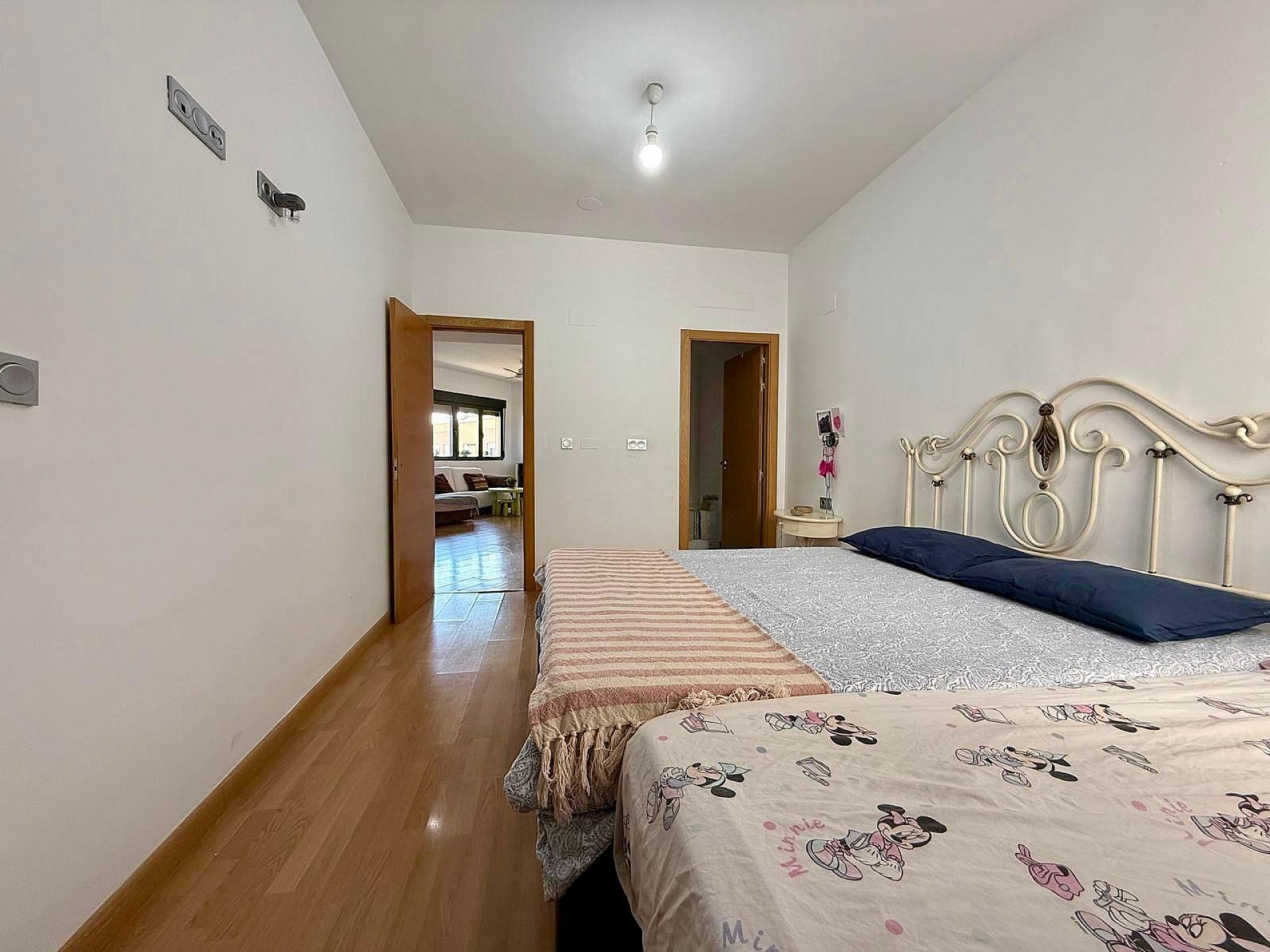 Resale - 4 Bedroom 2 Bathroom Apartment in Yecla - , Yecla, Murcia, Spain - Murcia