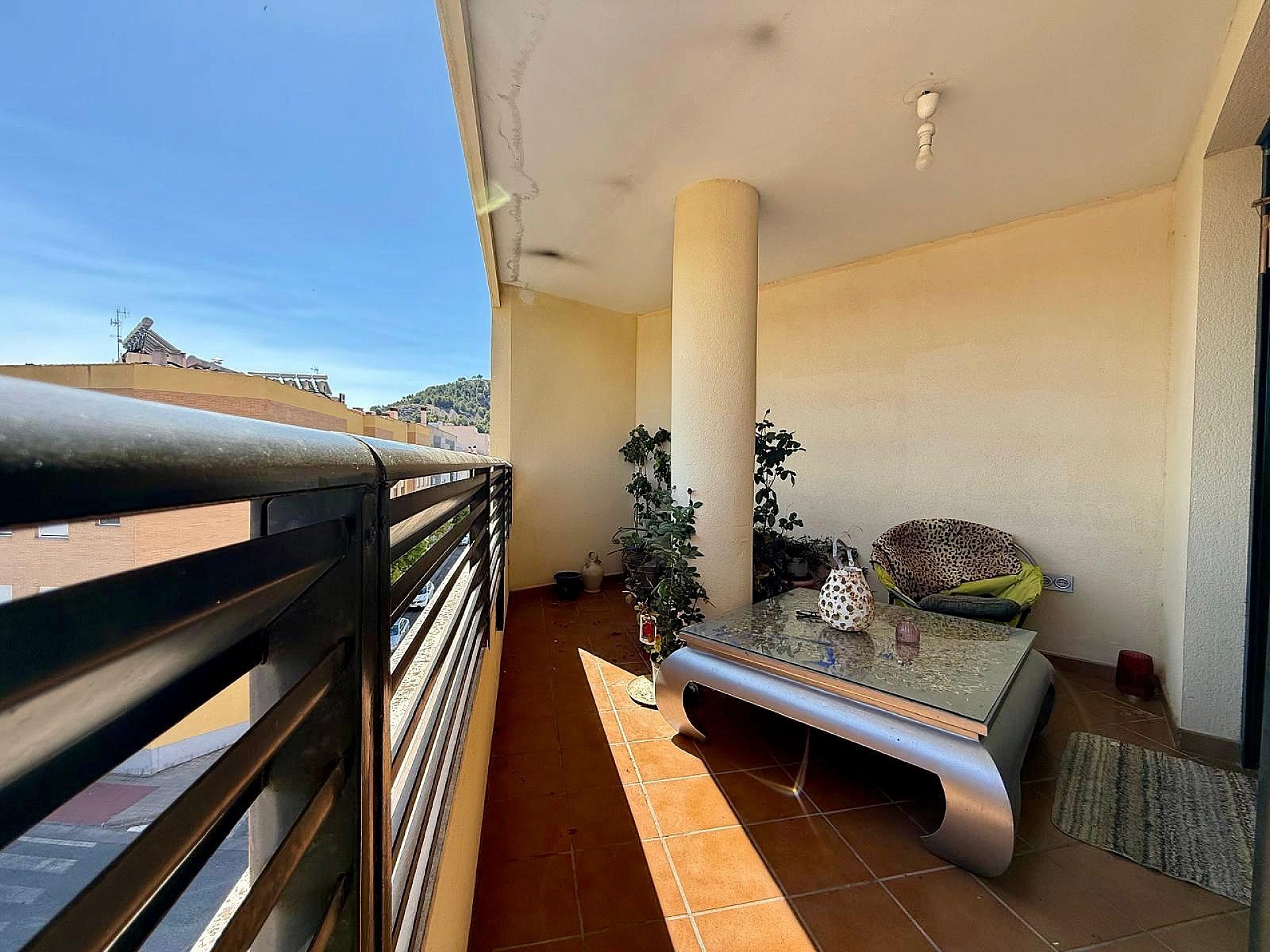 Resale - 4 Bedroom 2 Bathroom Apartment in Yecla - , Yecla, Murcia, Spain - Murcia