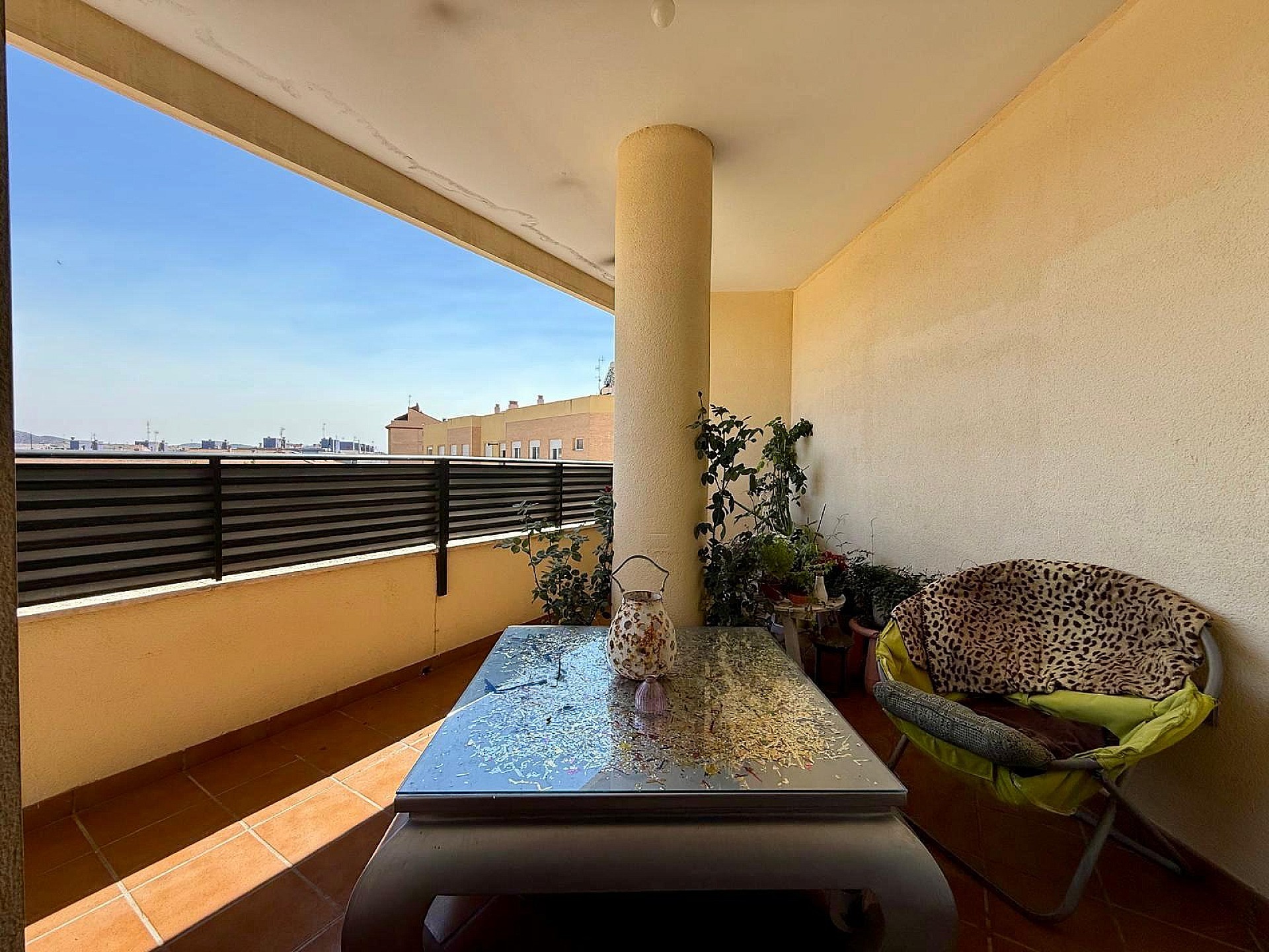 Resale - 4 Bedroom 2 Bathroom Apartment in Yecla - , Yecla, Murcia, Spain - Murcia