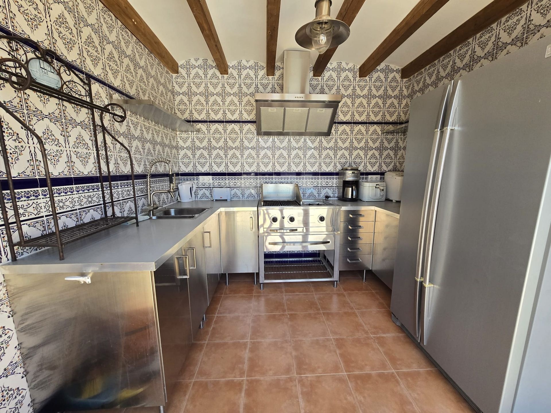Resale - 6 Bedroom 5 Bathroom Villa in Salinas -  - Alicante