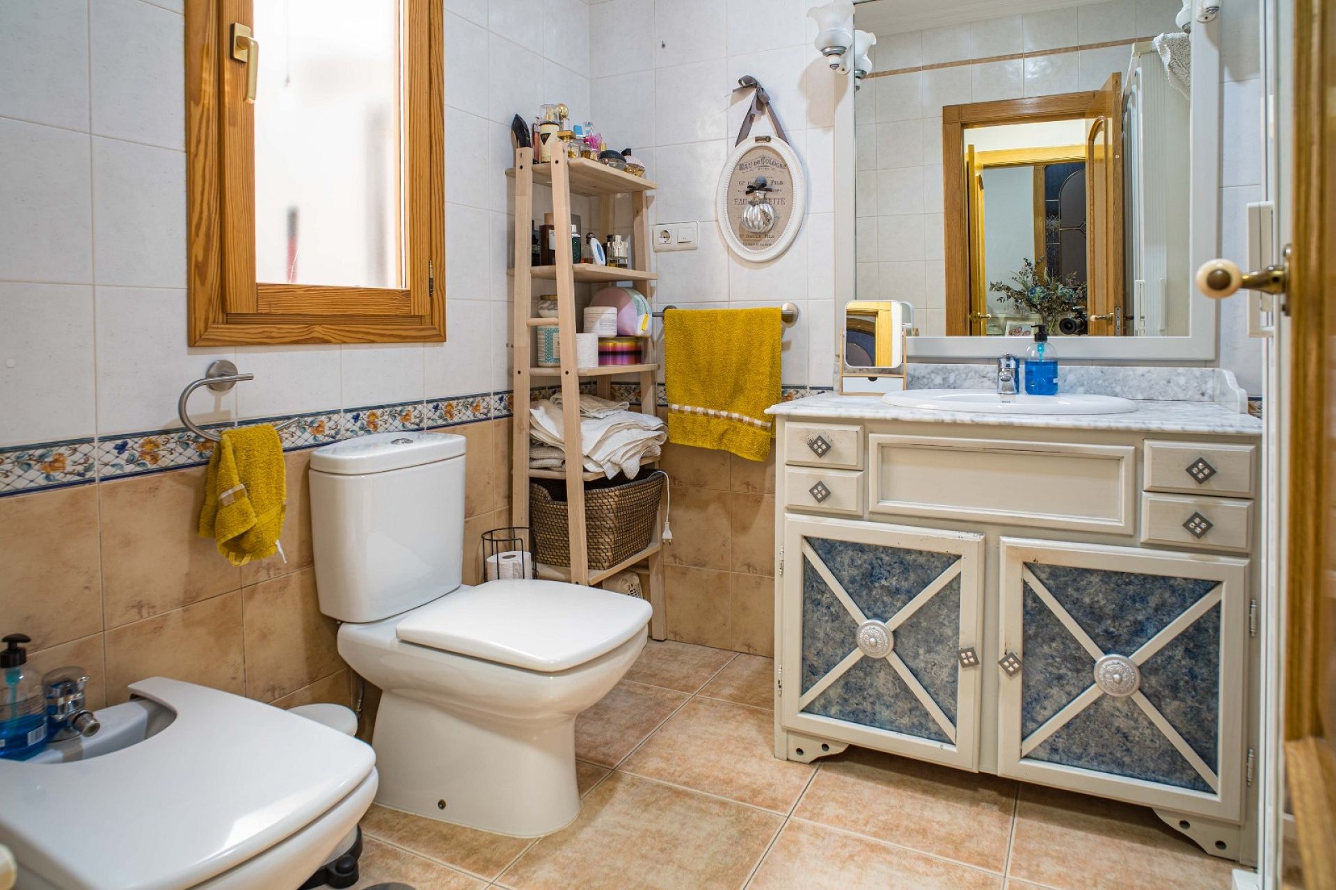Resale - 4 Bedroom 2 Bathroom Villa in Pinoso -  - Alicante