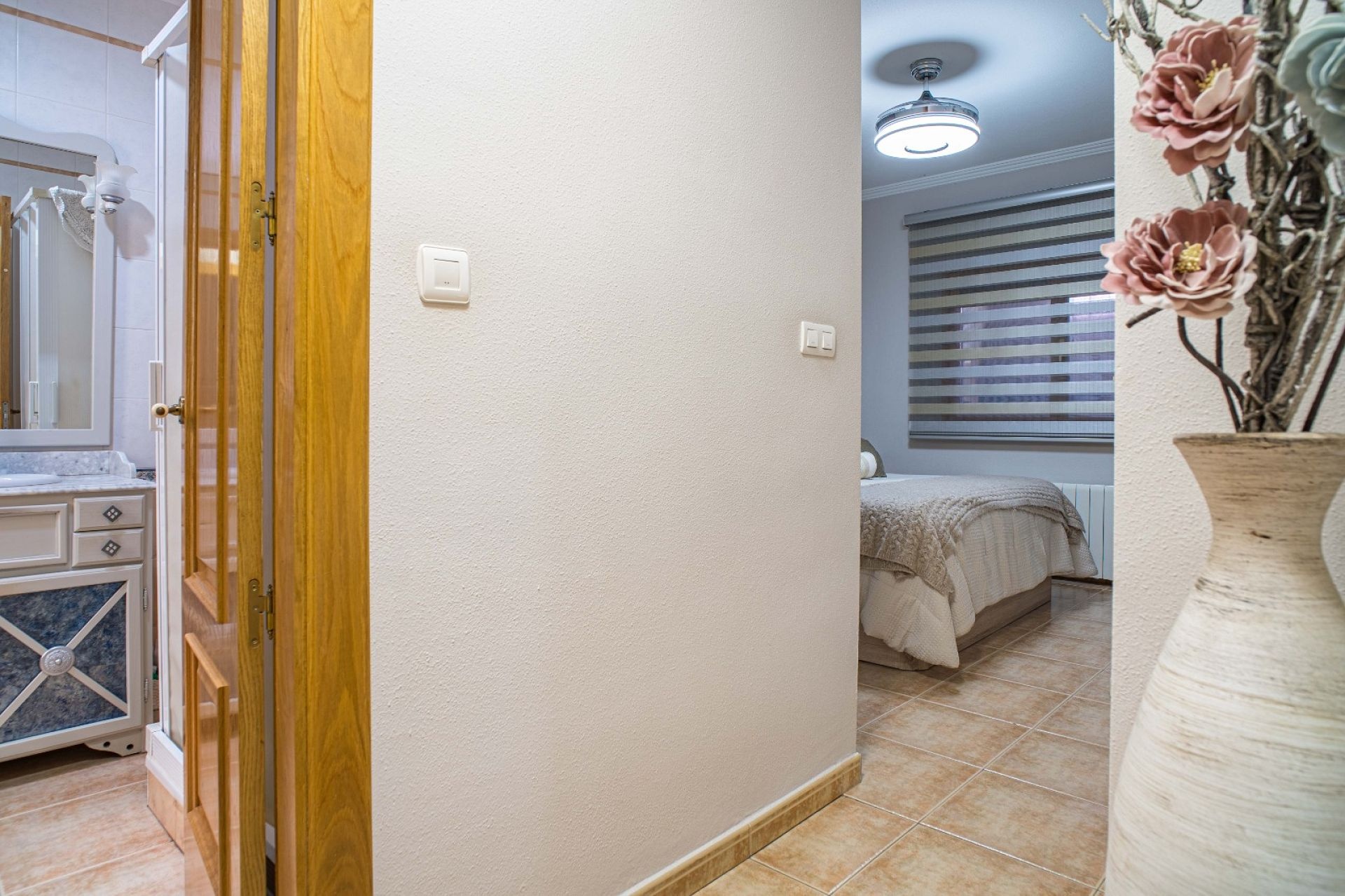Resale - 4 Bedroom 2 Bathroom Villa in Pinoso -  - Alicante
