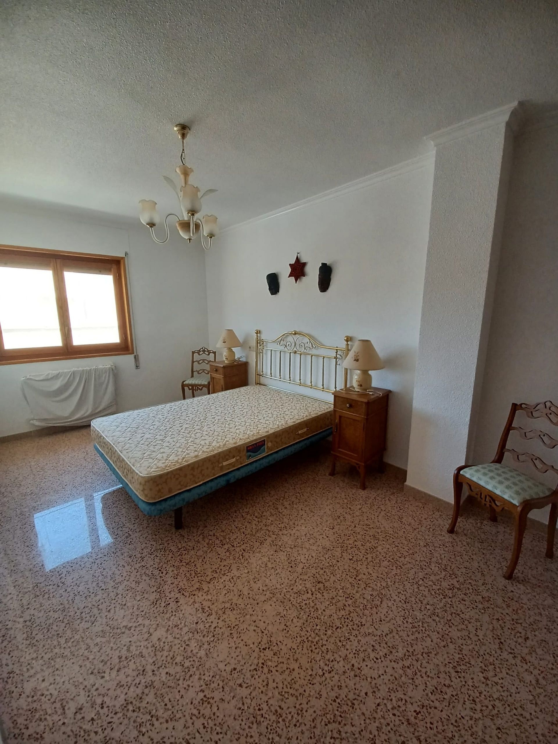 Resale - 3 Bedroom 2 Bathroom Townhouse in Pinoso -  - Alicante