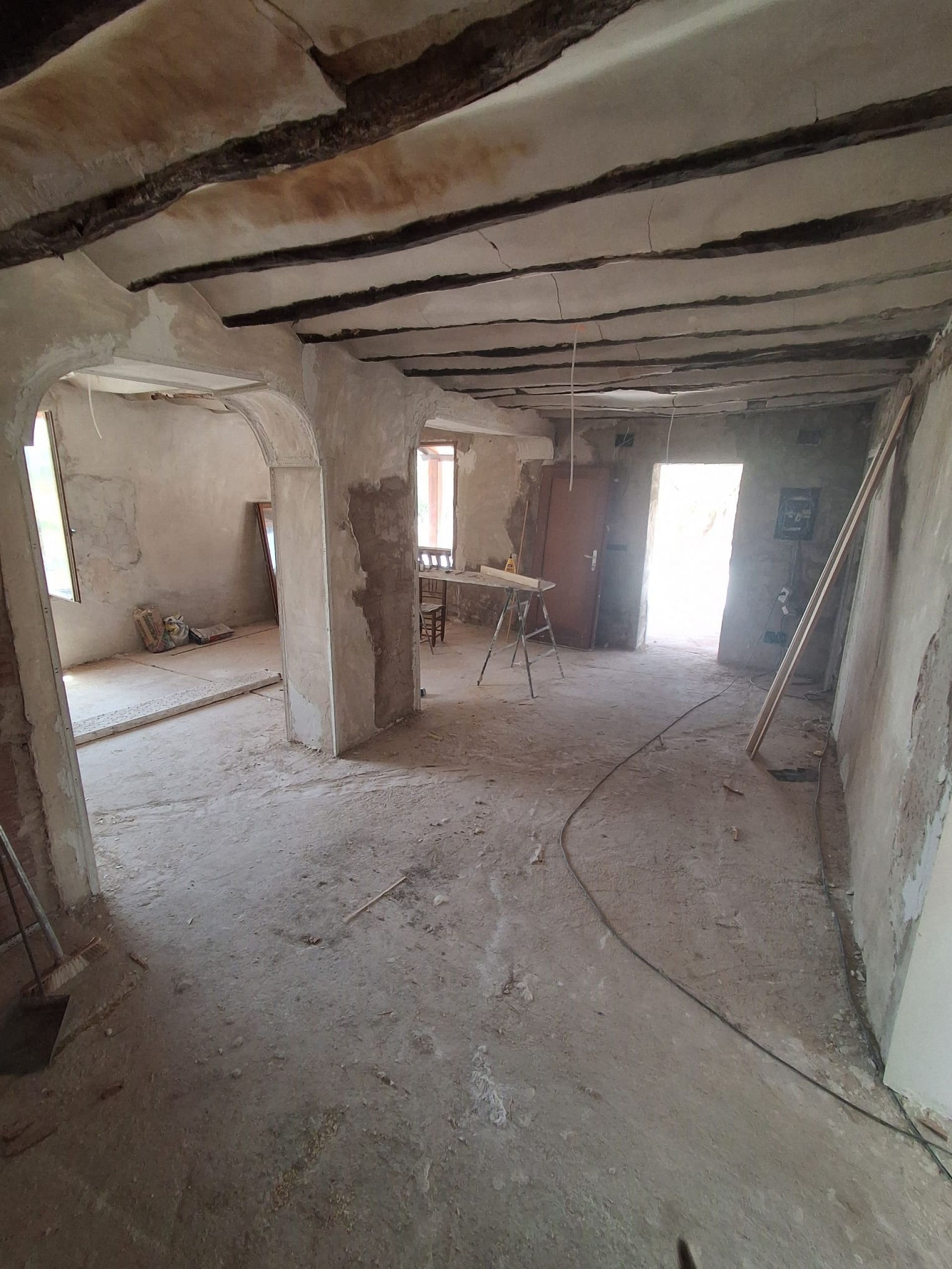 Resale - 4 Bedroom 2 Bathroom Country house in Pinoso -  - Alicante