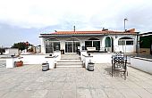 3 Bedroom 2 Bathroom Country house in Sax