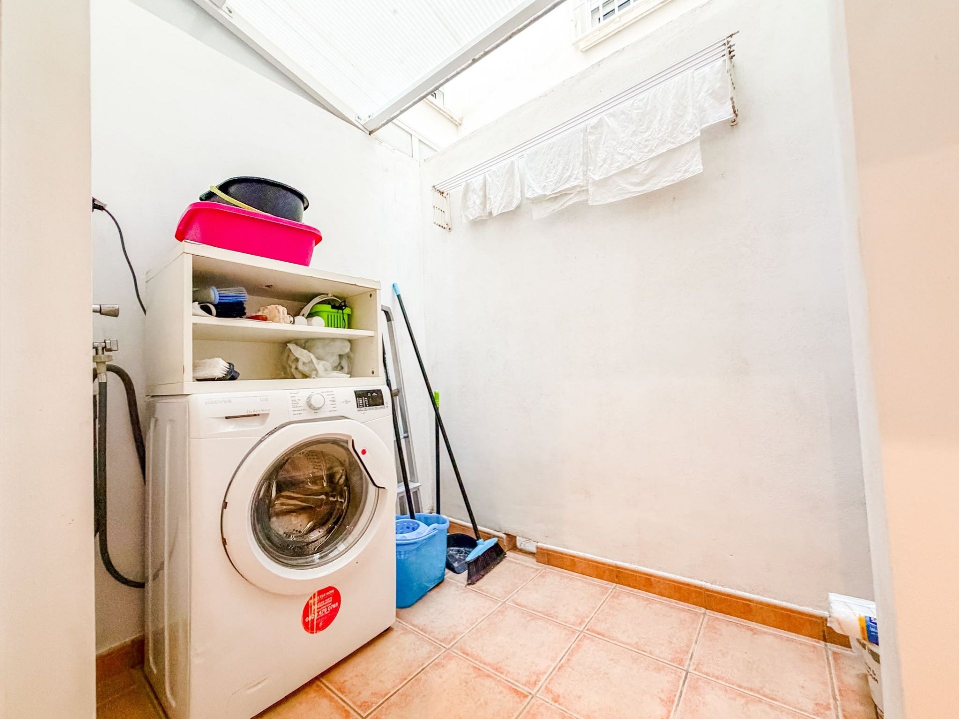Resale - 1 Bedroom 1 Bathroom Apartment in Elda -  - Alicante