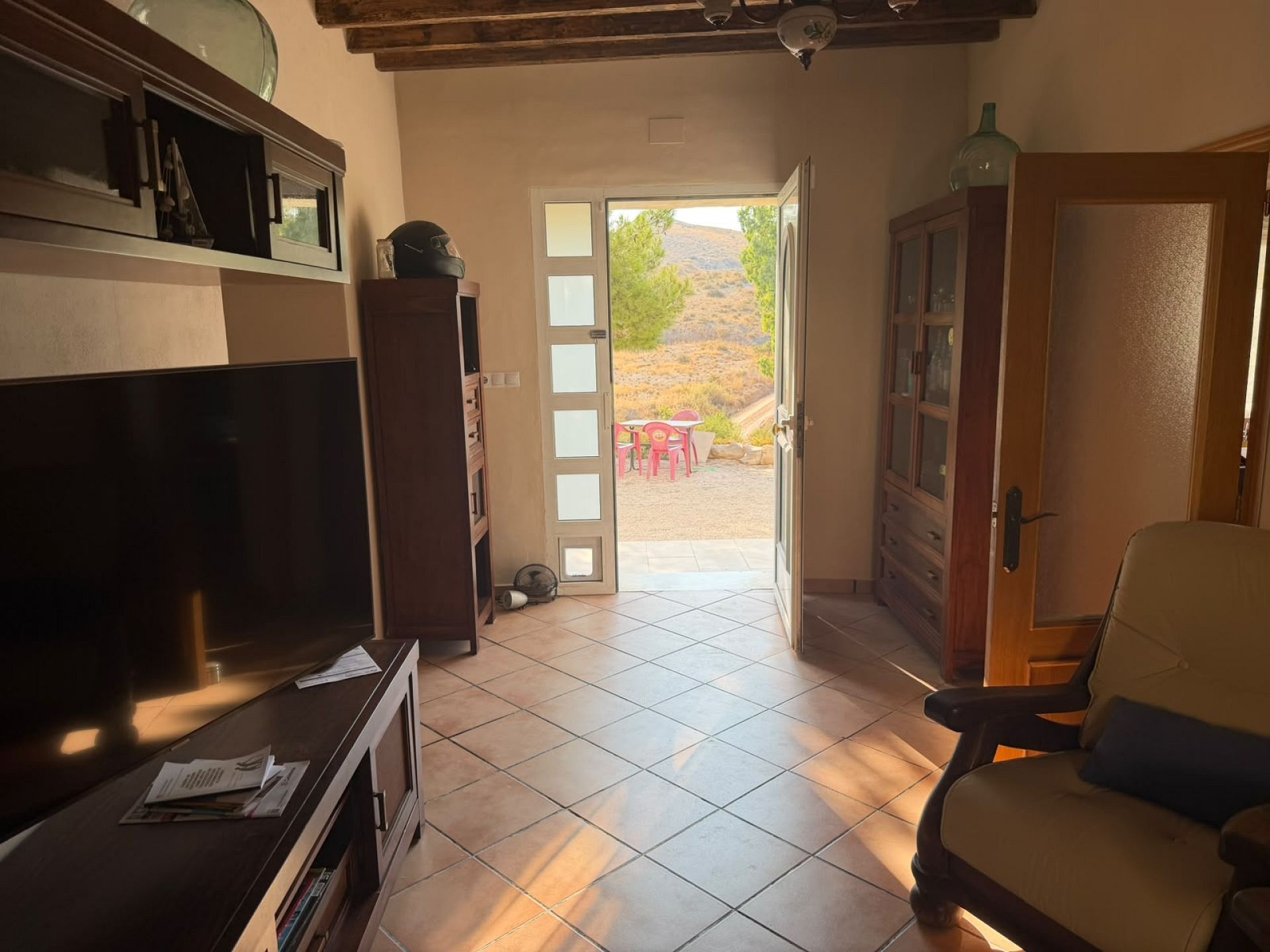 Resale - 6 Bedroom 3 Bathroom Country house in Aspe -  - Alicante