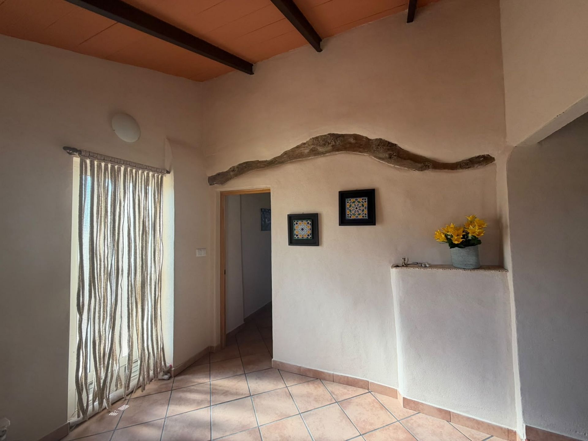 Resale - 6 Bedroom 3 Bathroom Country house in Aspe -  - Alicante