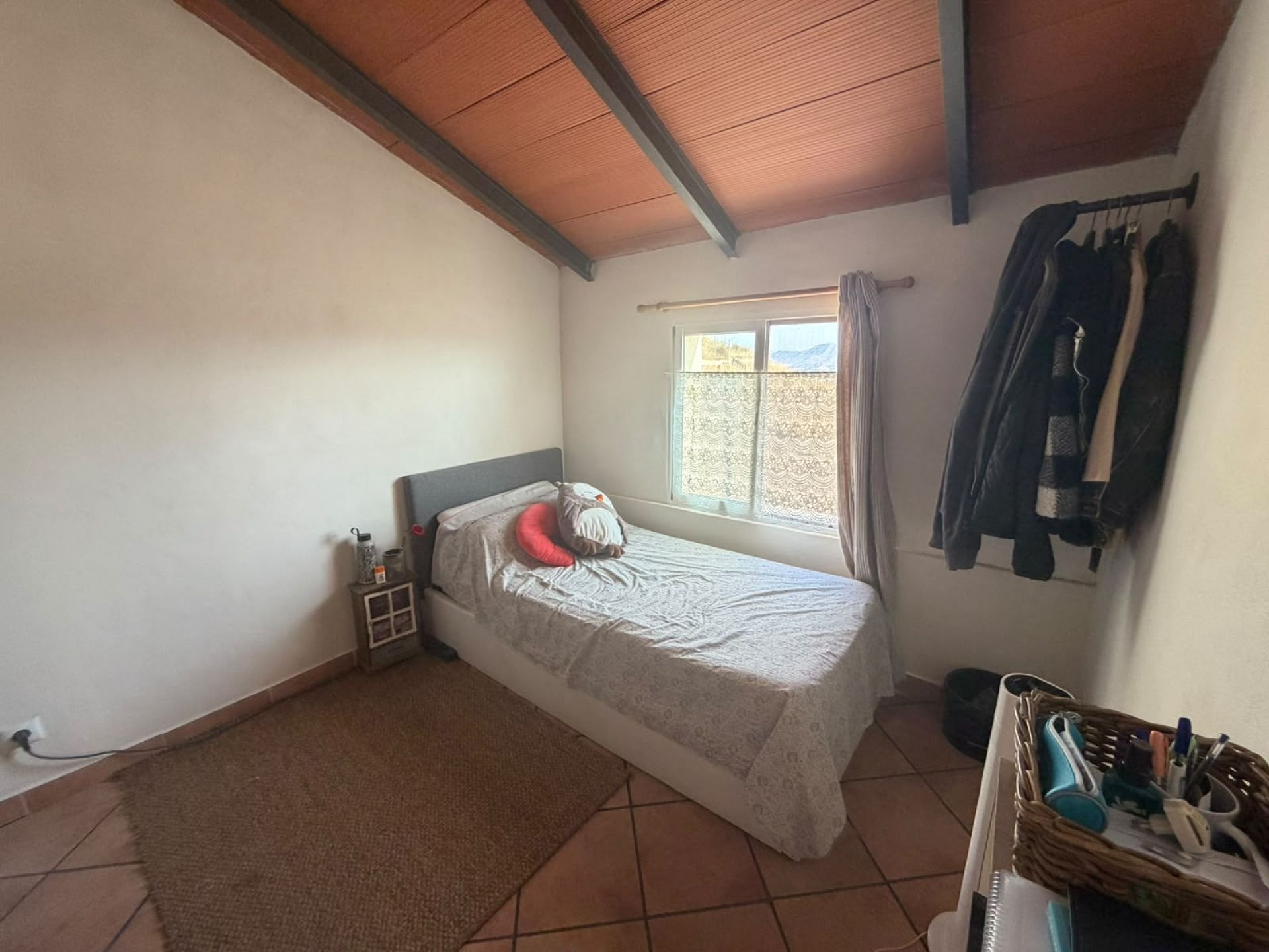 Resale - 6 Bedroom 3 Bathroom Country house in Aspe -  - Alicante