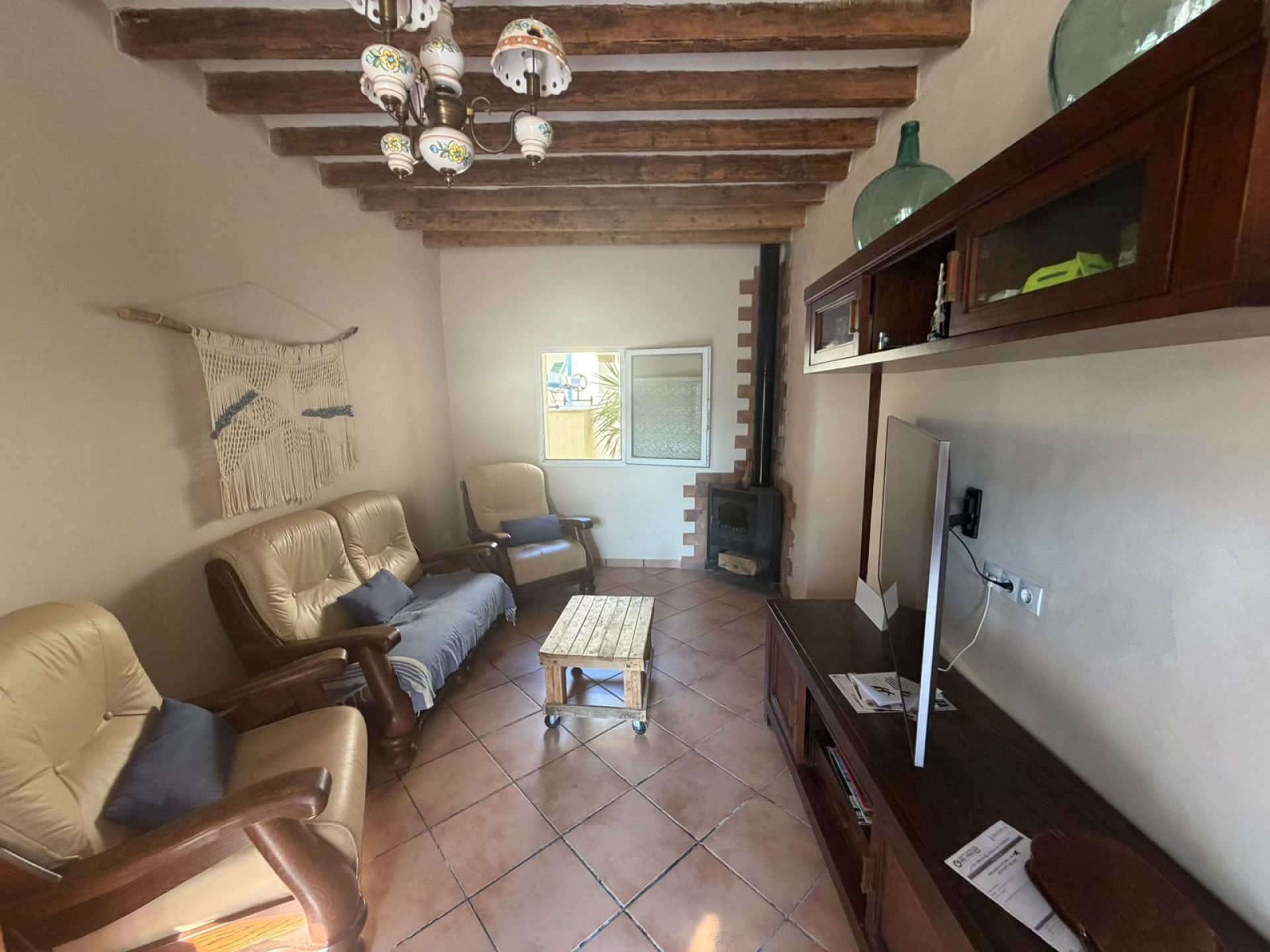 Resale - 6 Bedroom 3 Bathroom Country house in Aspe -  - Alicante