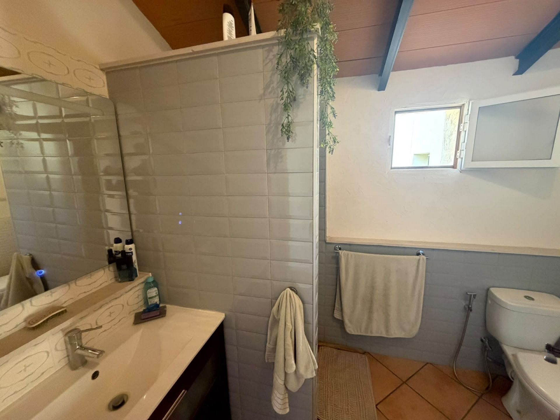 Resale - 6 Bedroom 3 Bathroom Country house in Aspe -  - Alicante