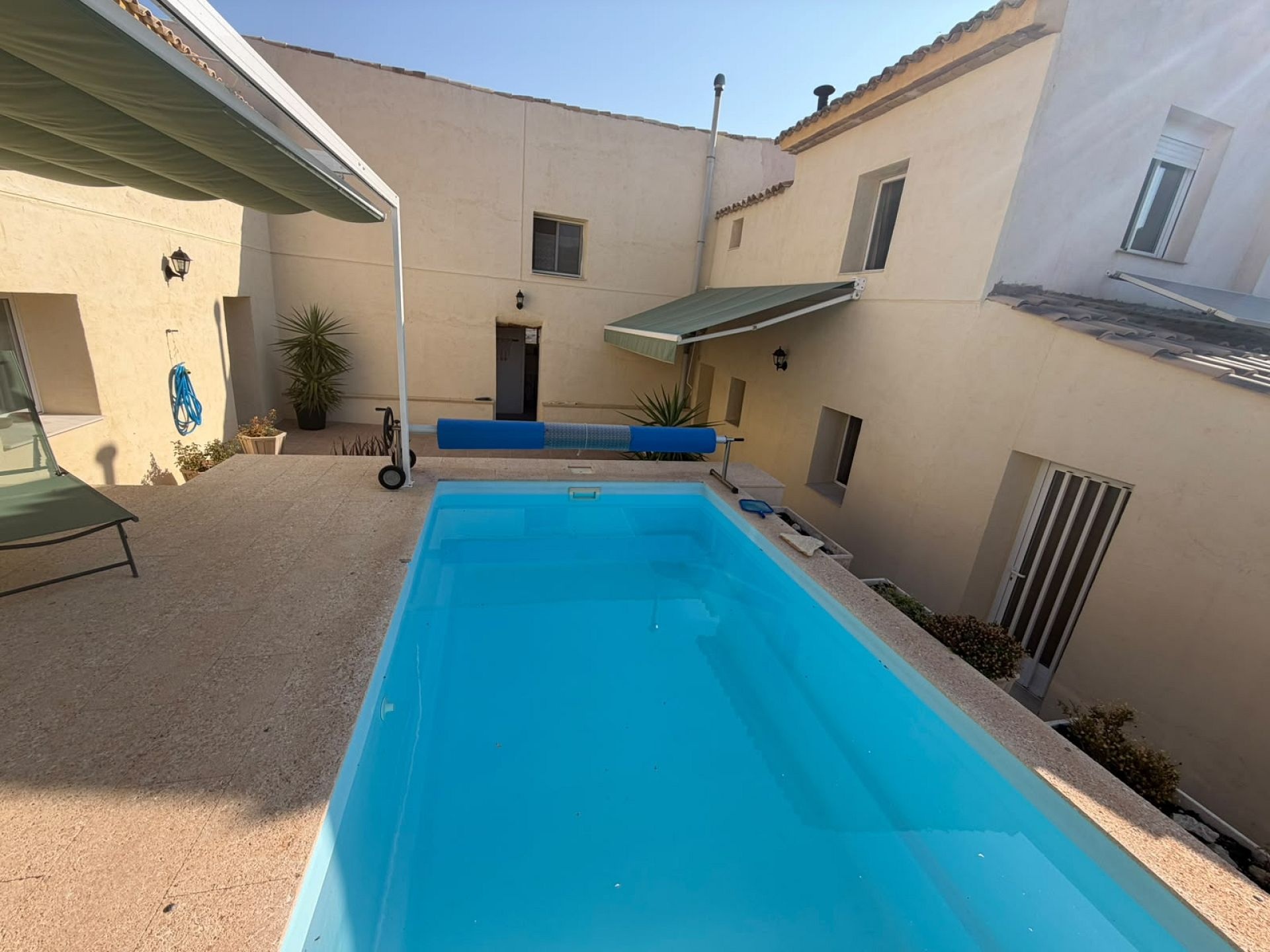 Resale - 6 Bedroom 3 Bathroom Country house in Aspe -  - Alicante