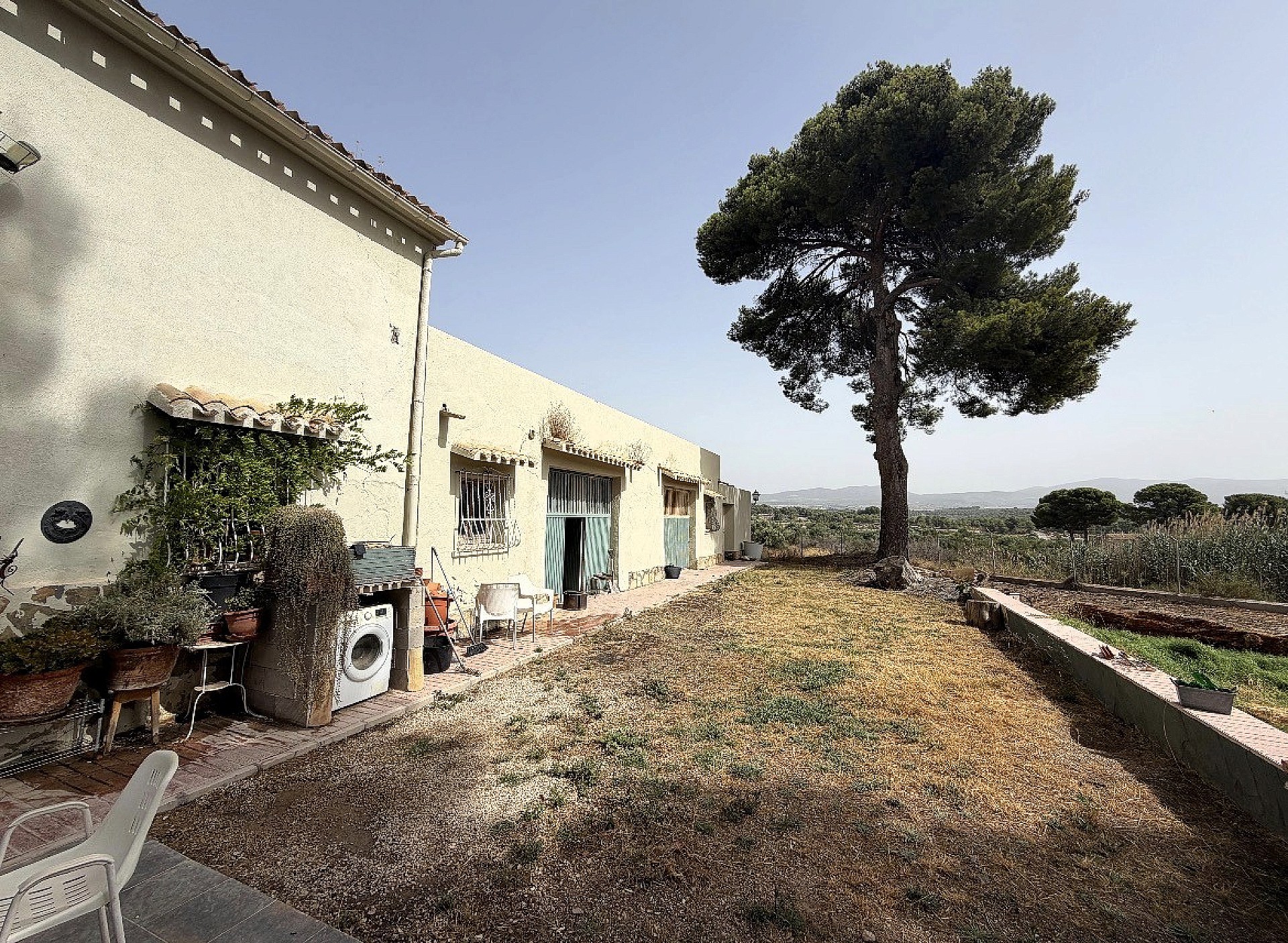 Resale - 12 Bedroom 5 Bathroom Country house in Castalla -  - Alicante