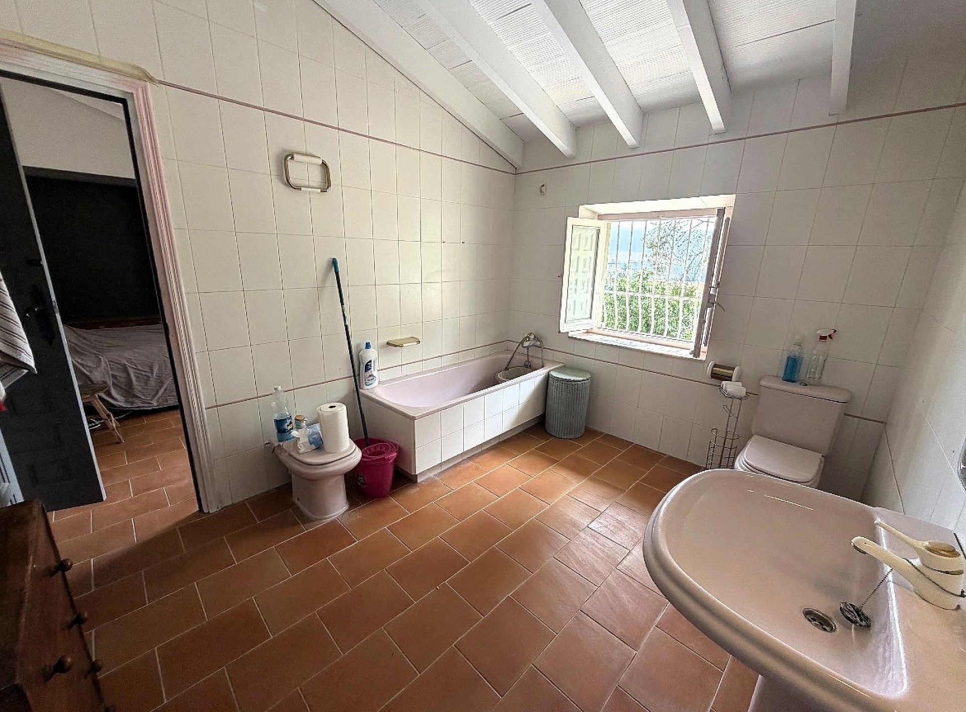 Resale - 12 Bedroom 5 Bathroom Country house in Castalla -  - Alicante