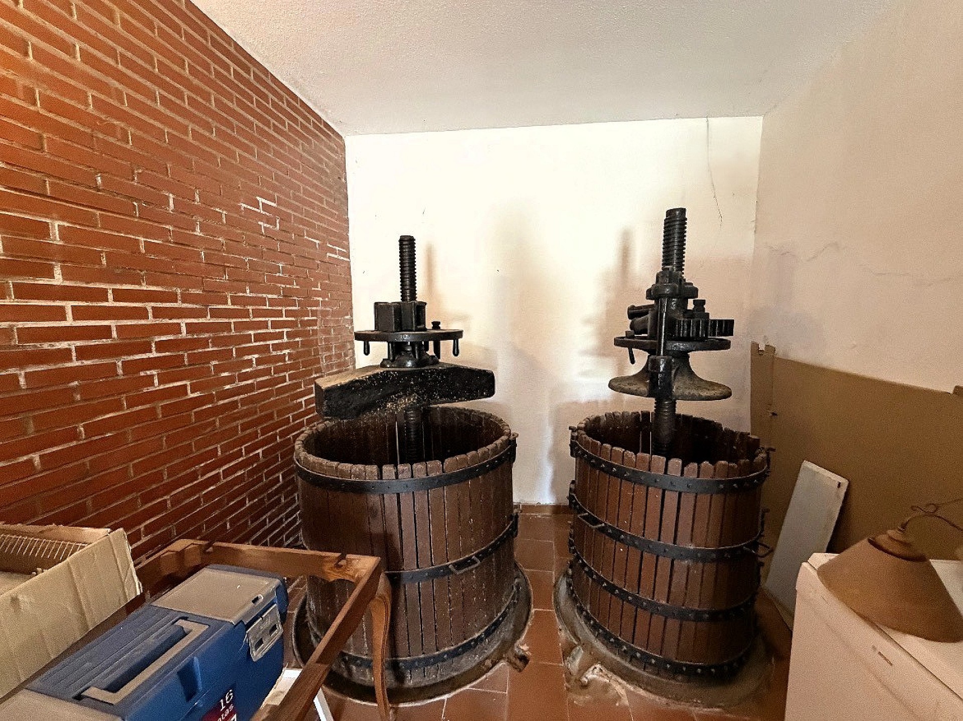 Resale - 12 Bedroom 5 Bathroom Country house in Castalla -  - Alicante