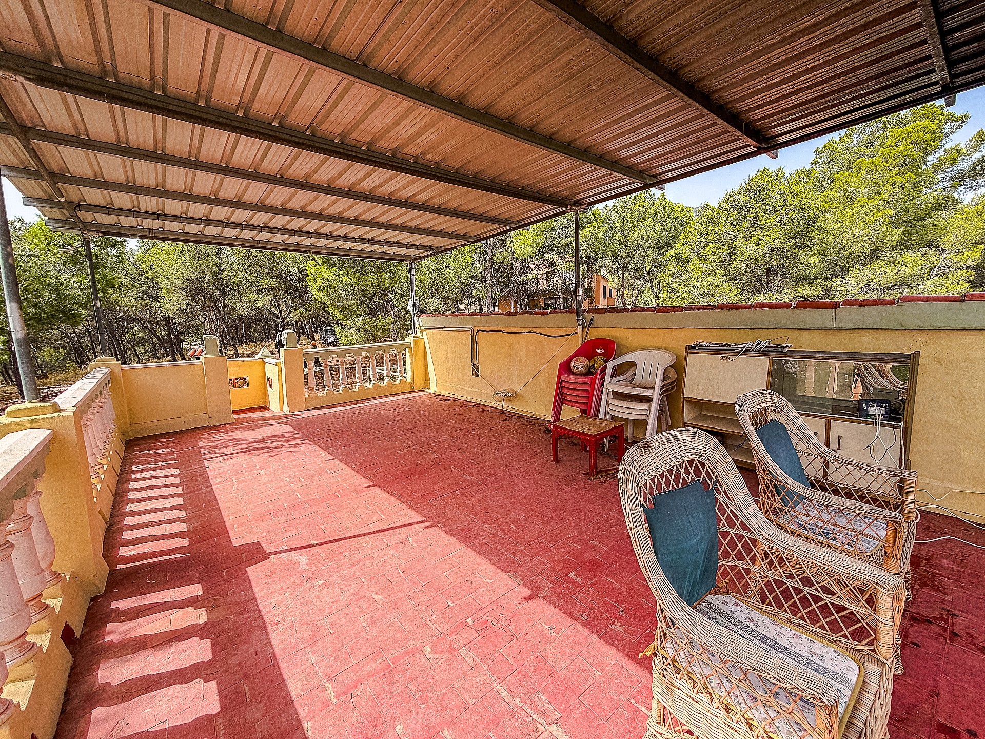 Resale - 2 Bedroom 1 Bathroom Finca in Castalla -  - Alicante