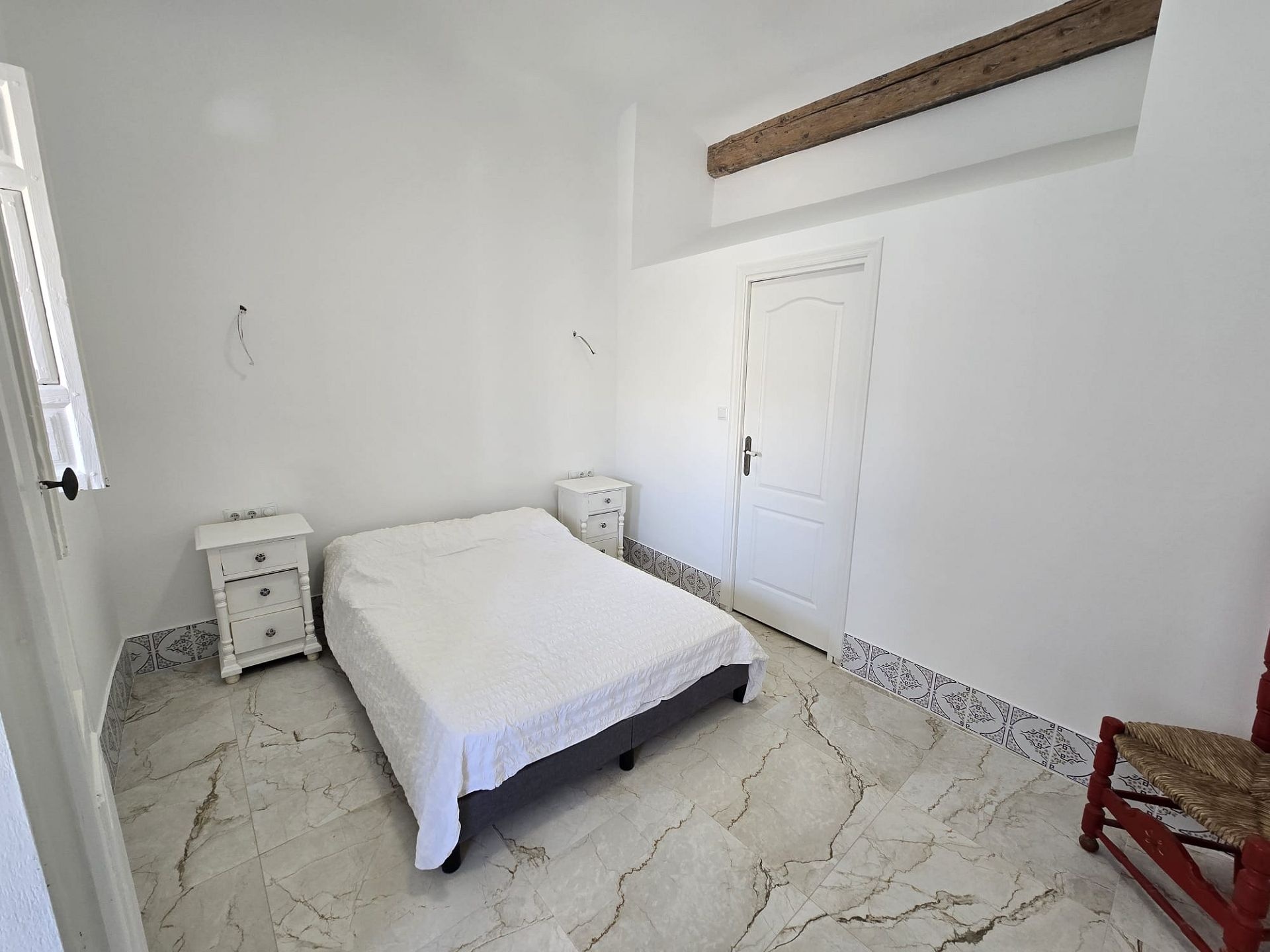 Resale - 2 Bedroom 3 Bathroom Apartment in Pinoso -  - Alicante