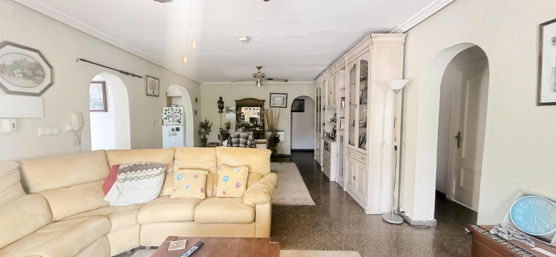 Resale - 4 Bedroom 2 Bathroom Villa in Hondón de las Nieves -  - Alicante