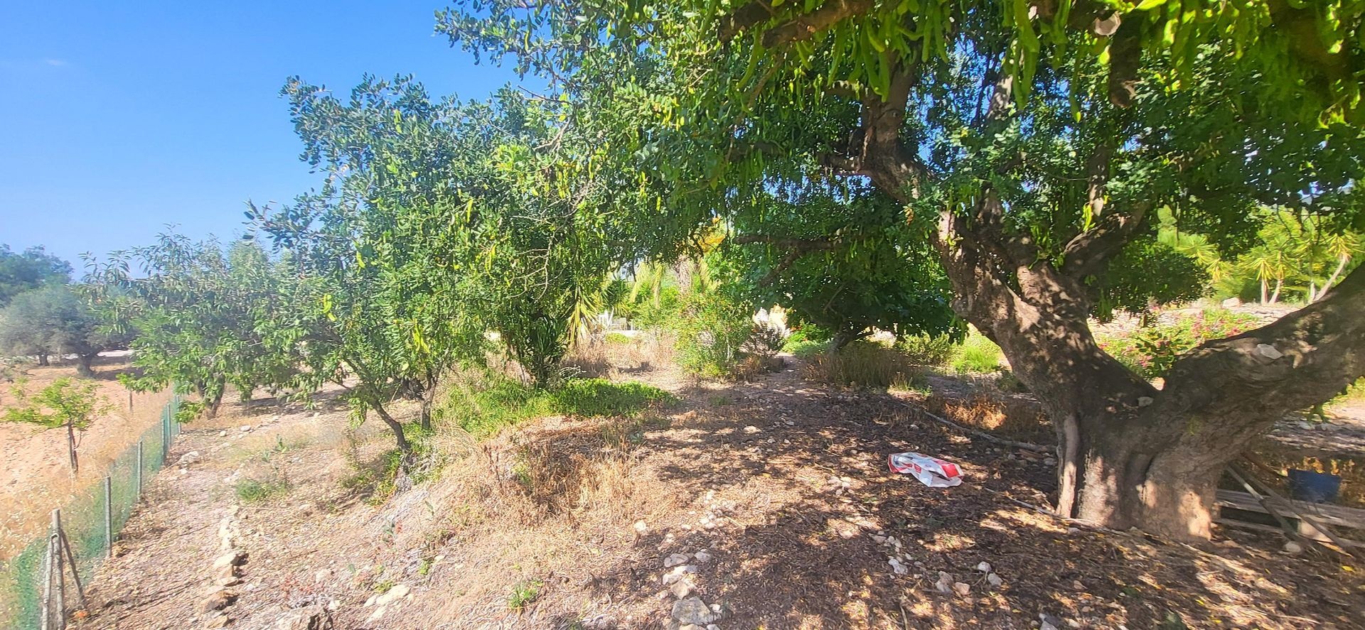 Resale - 4 Bedroom 2 Bathroom Villa in Hondón de las Nieves -  - Alicante