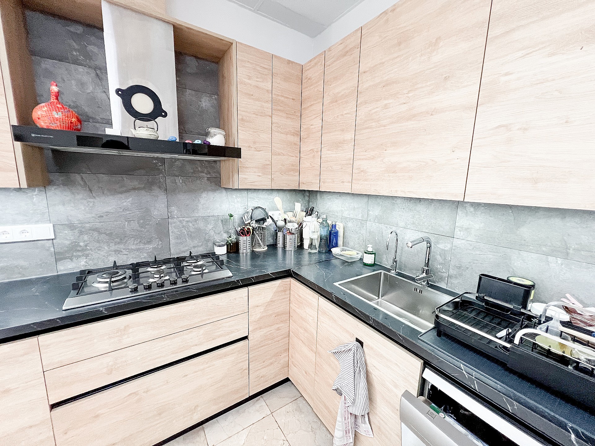 Resale - 3 Bedroom 2 Bathroom Townhouse in Pinoso - , Pinoso, Alicante, Spain - Alicante
