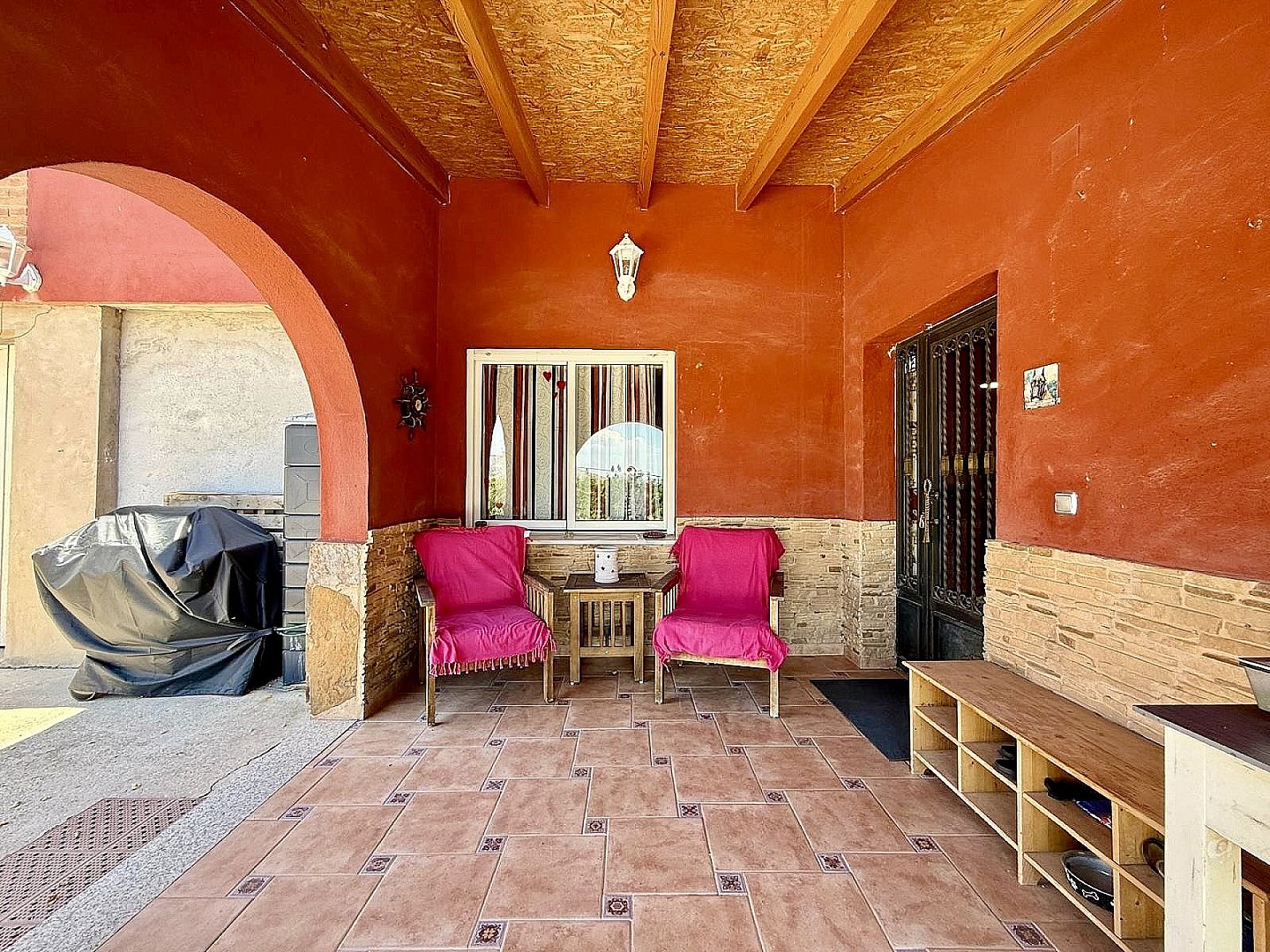 4 Bedroom 3 Bathroom Country house in Villena