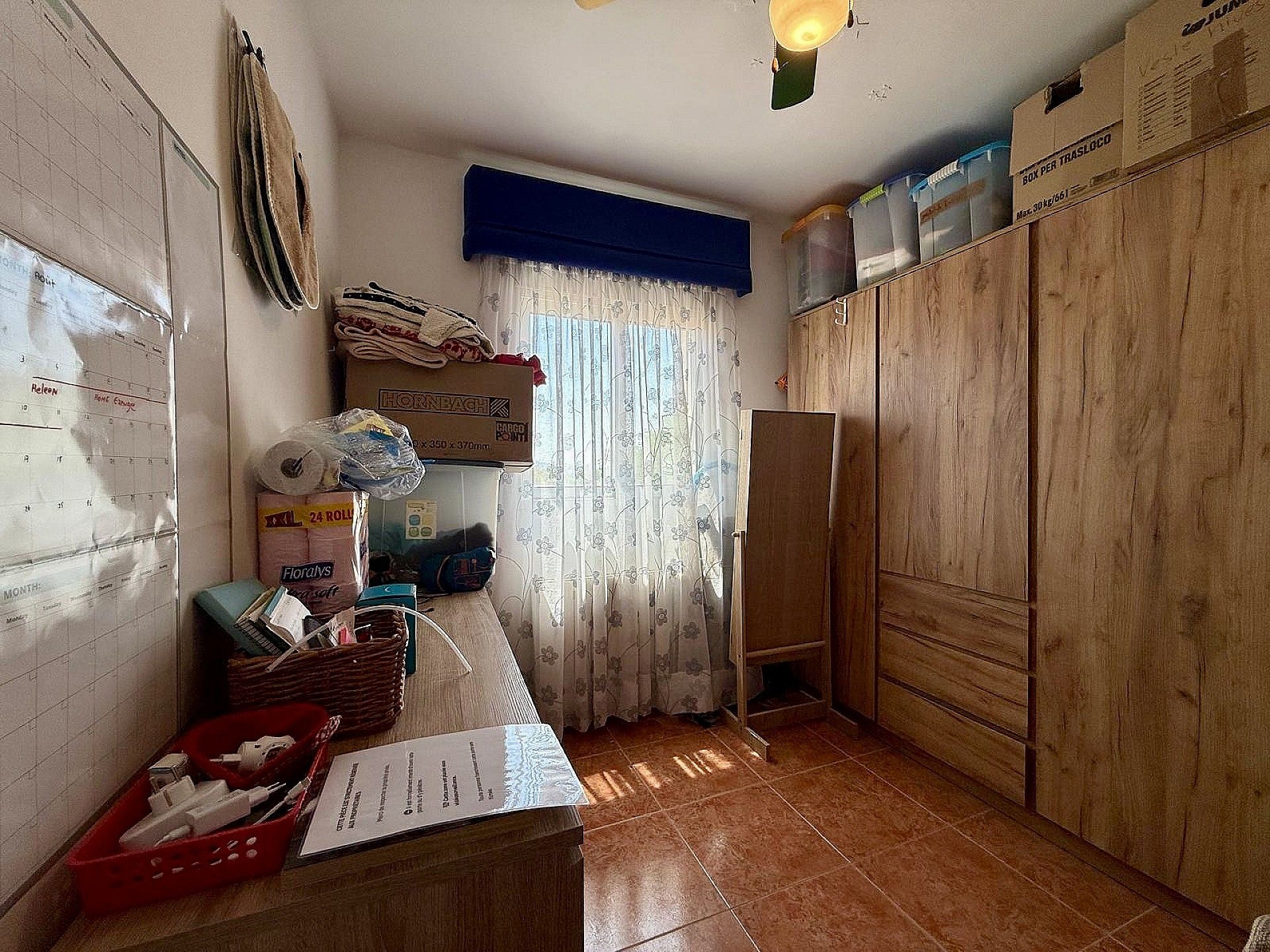 Resale - 4 Bedroom 3 Bathroom Country house in Villena -  - Alicante