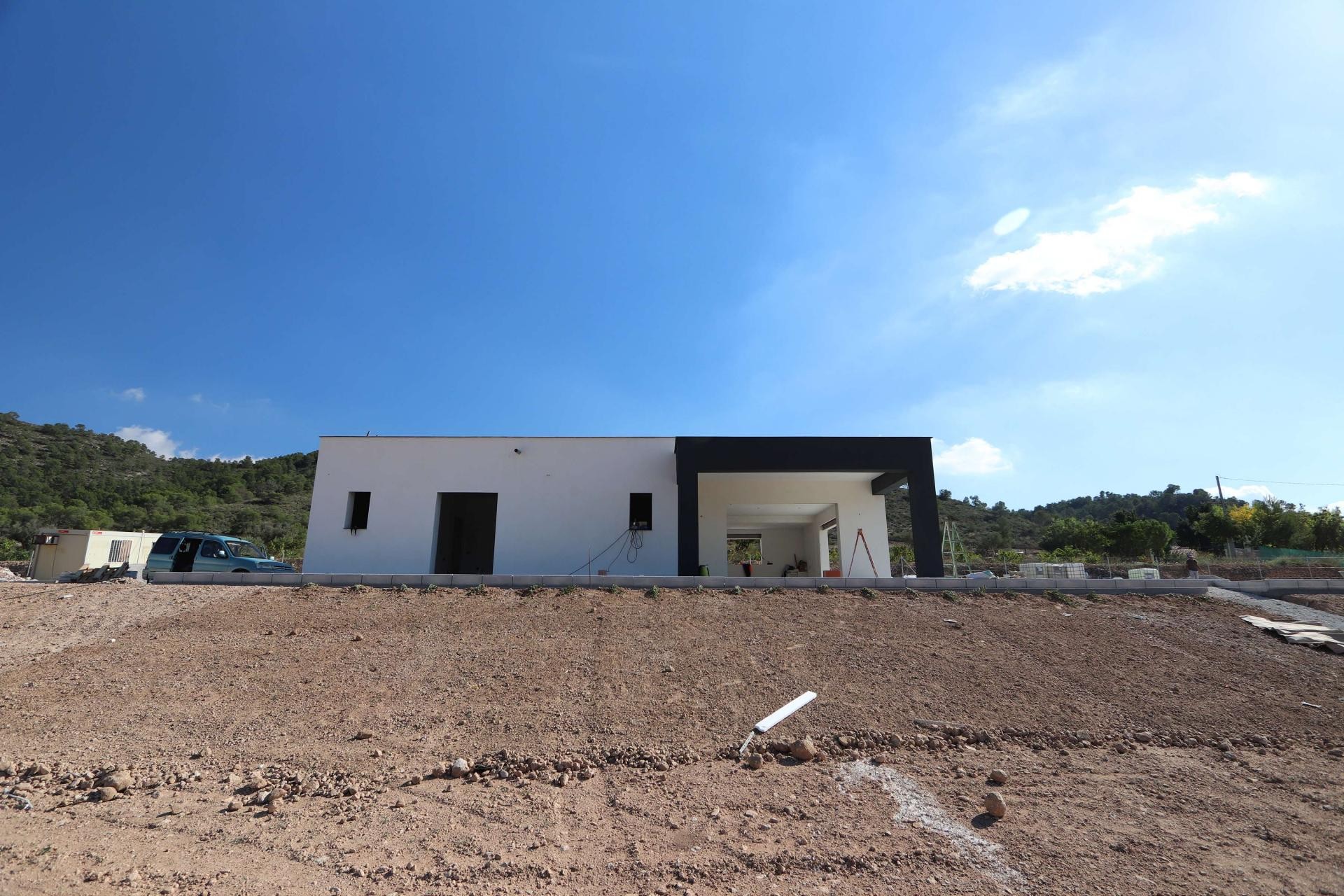 Resale - 3 Bedroom 3 Bathroom Villa in Hondón de las Nieves -  - Alicante