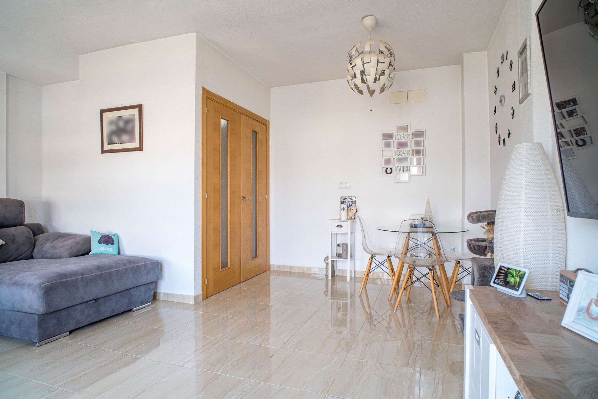 Resale - 3 Bedroom 2 Bathroom Apartment in Pinoso -  - Alicante