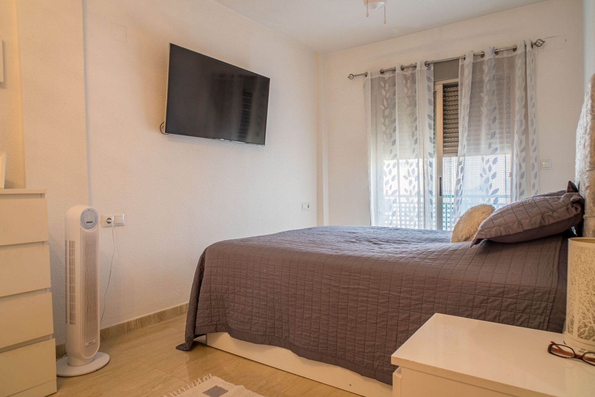 Resale - 3 Bedroom 2 Bathroom Apartment in Pinoso -  - Alicante