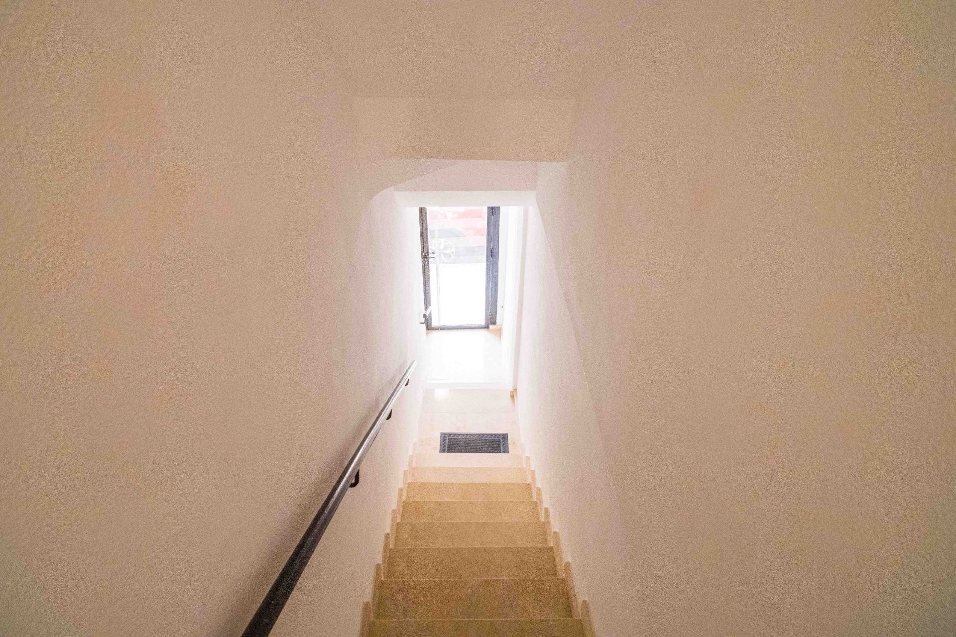 Resale - 3 Bedroom 2 Bathroom Apartment in Pinoso -  - Alicante