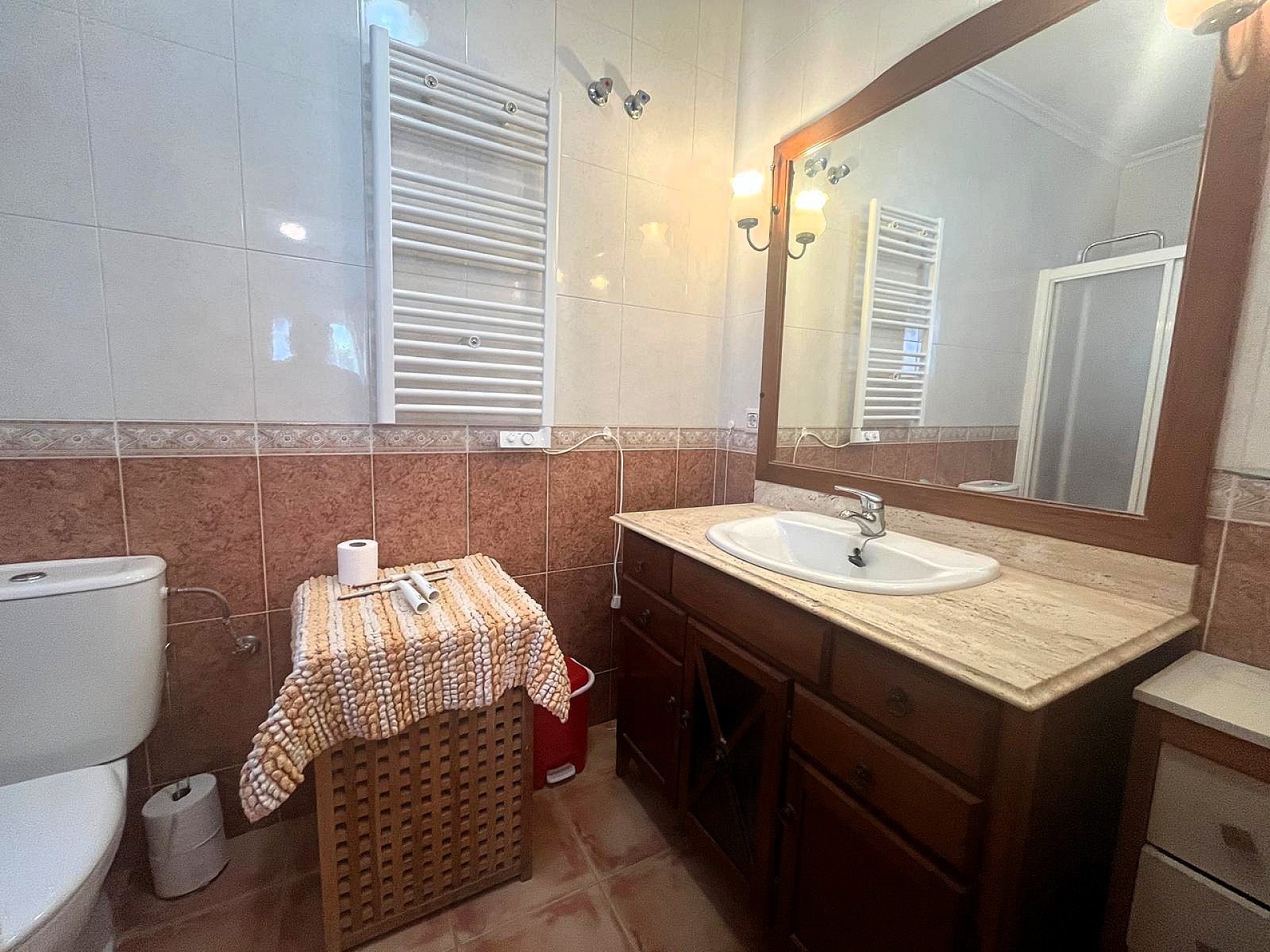 Resale - 3 Bedroom 2 Bathroom Villa in Castalla -  - Alicante