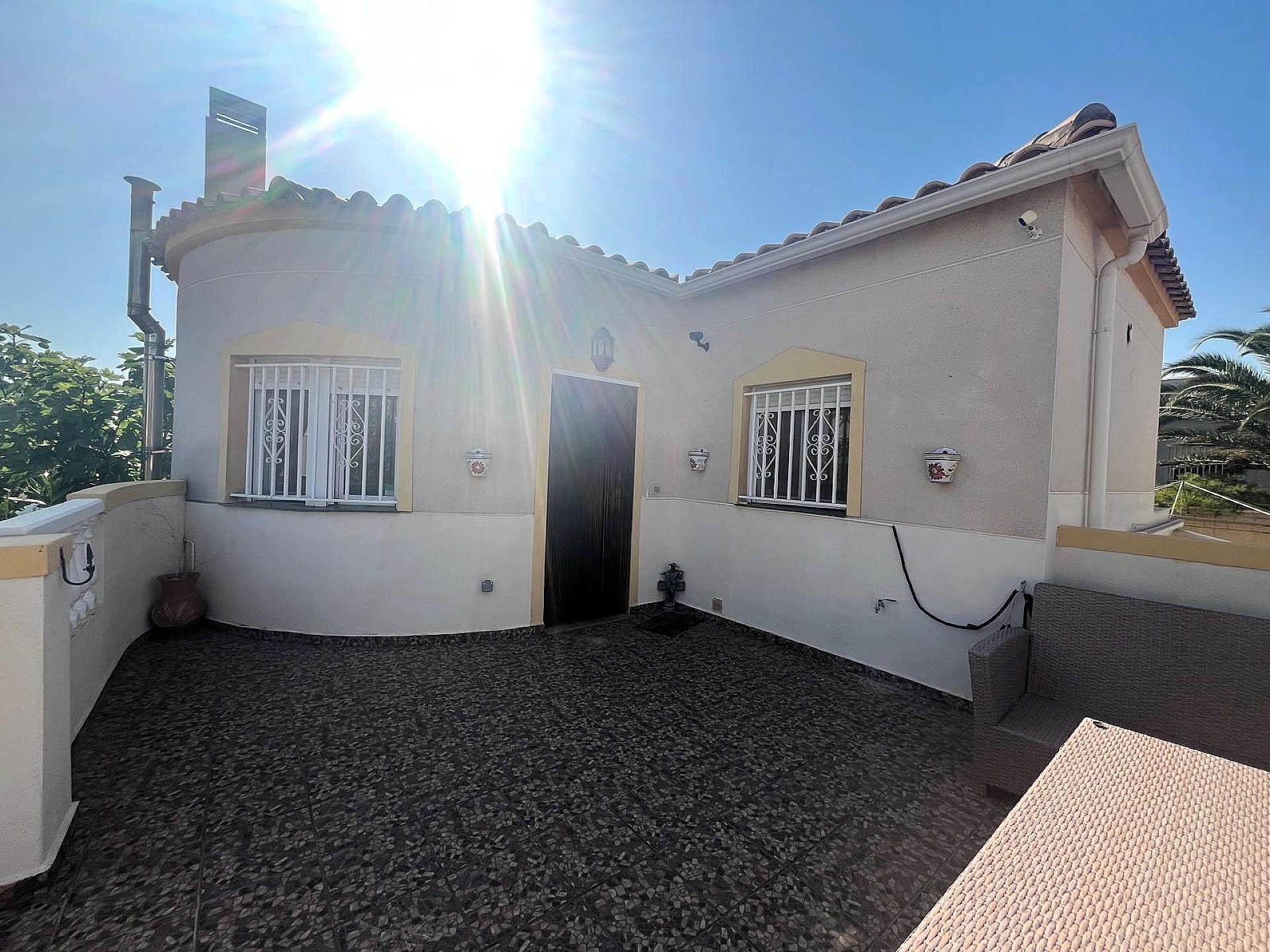 Resale - 3 Bedroom 2 Bathroom Villa in Castalla -  - Alicante