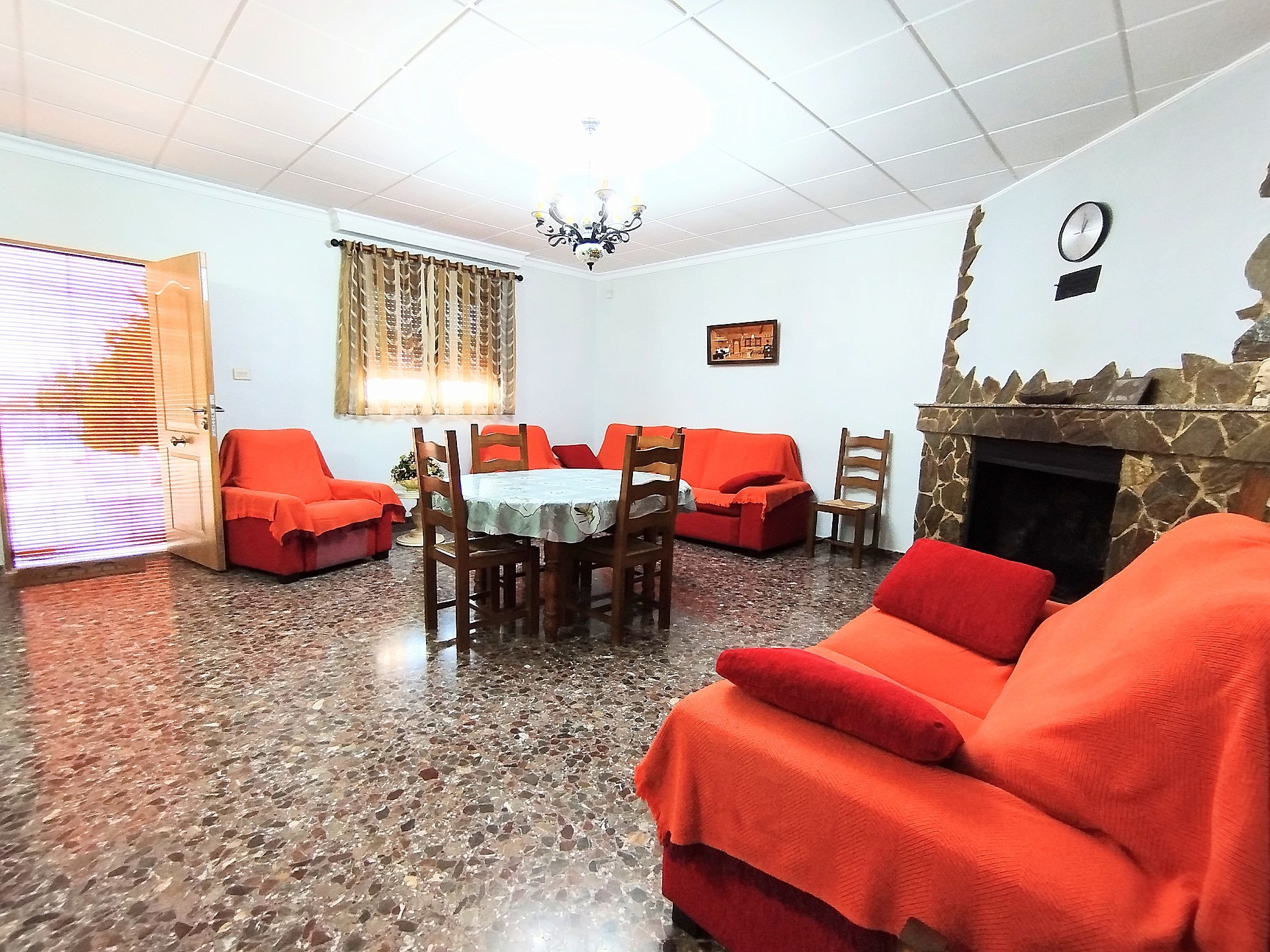 Resale - 4 Bedroom 1 Bathroom Country house in Yecla - , Yecla, Murcia, Spain - Murcia