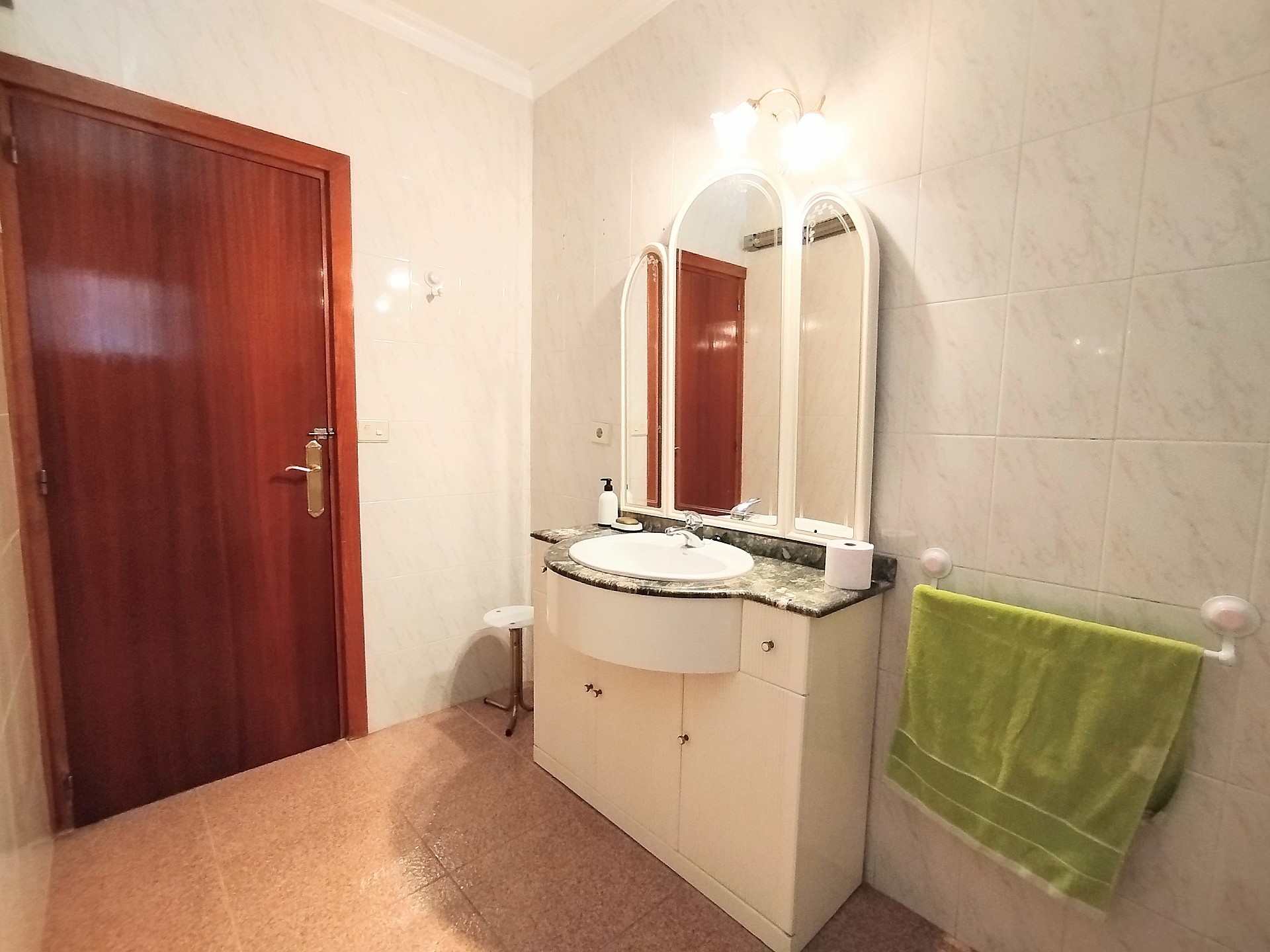 Resale - 4 Bedroom 1 Bathroom Country house in Yecla - , Yecla, Murcia, Spain - Murcia