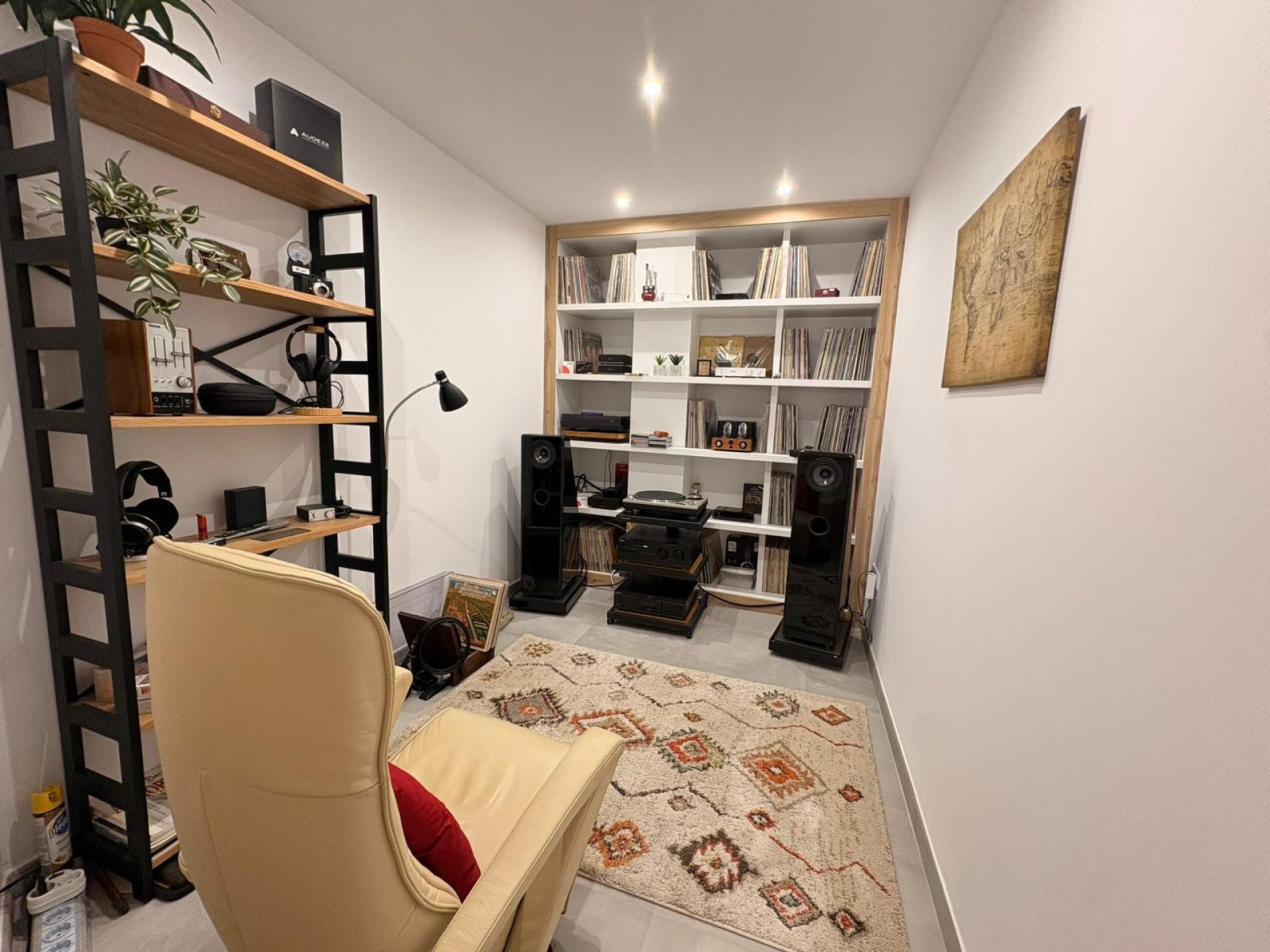 Resale - 4 Bedroom 3 Bathroom Townhouse in Biar -  - Alicante