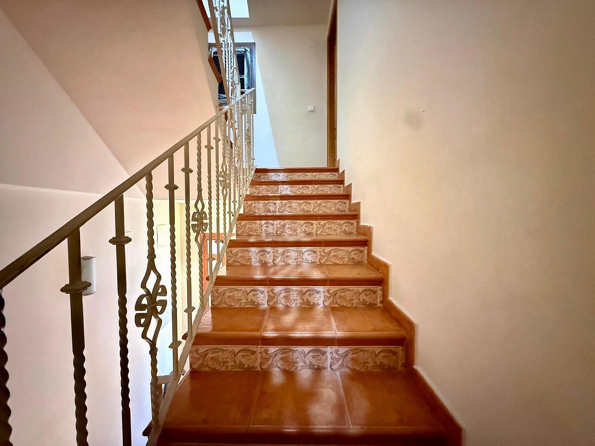 Resale - 3 Bedroom 3 Bathroom Townhouse in Pinoso - , Pinoso, Alicante, Spain - Alicante