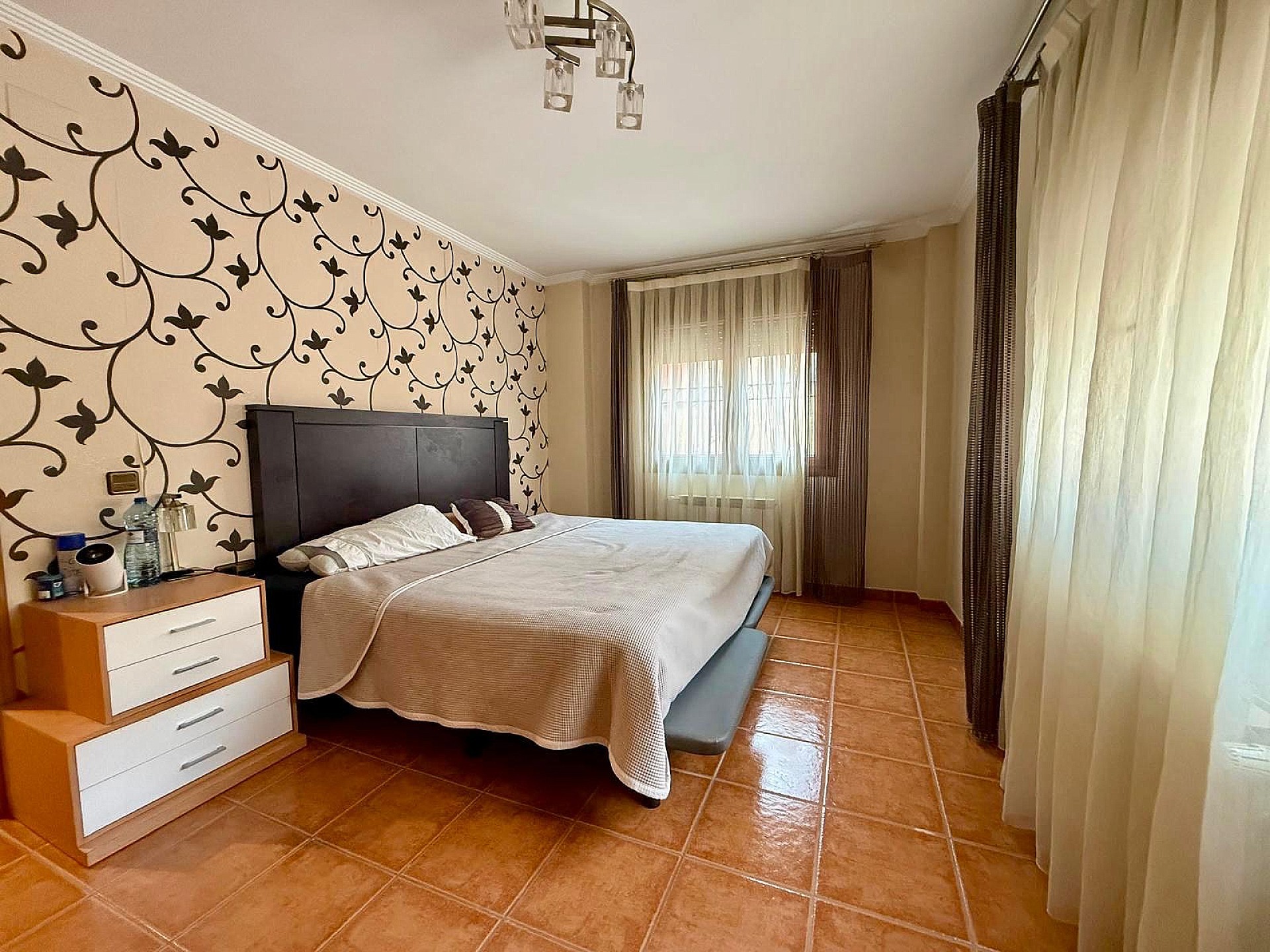 Resale - 3 Bedroom 3 Bathroom Townhouse in Pinoso - , Pinoso, Alicante, Spain - Alicante