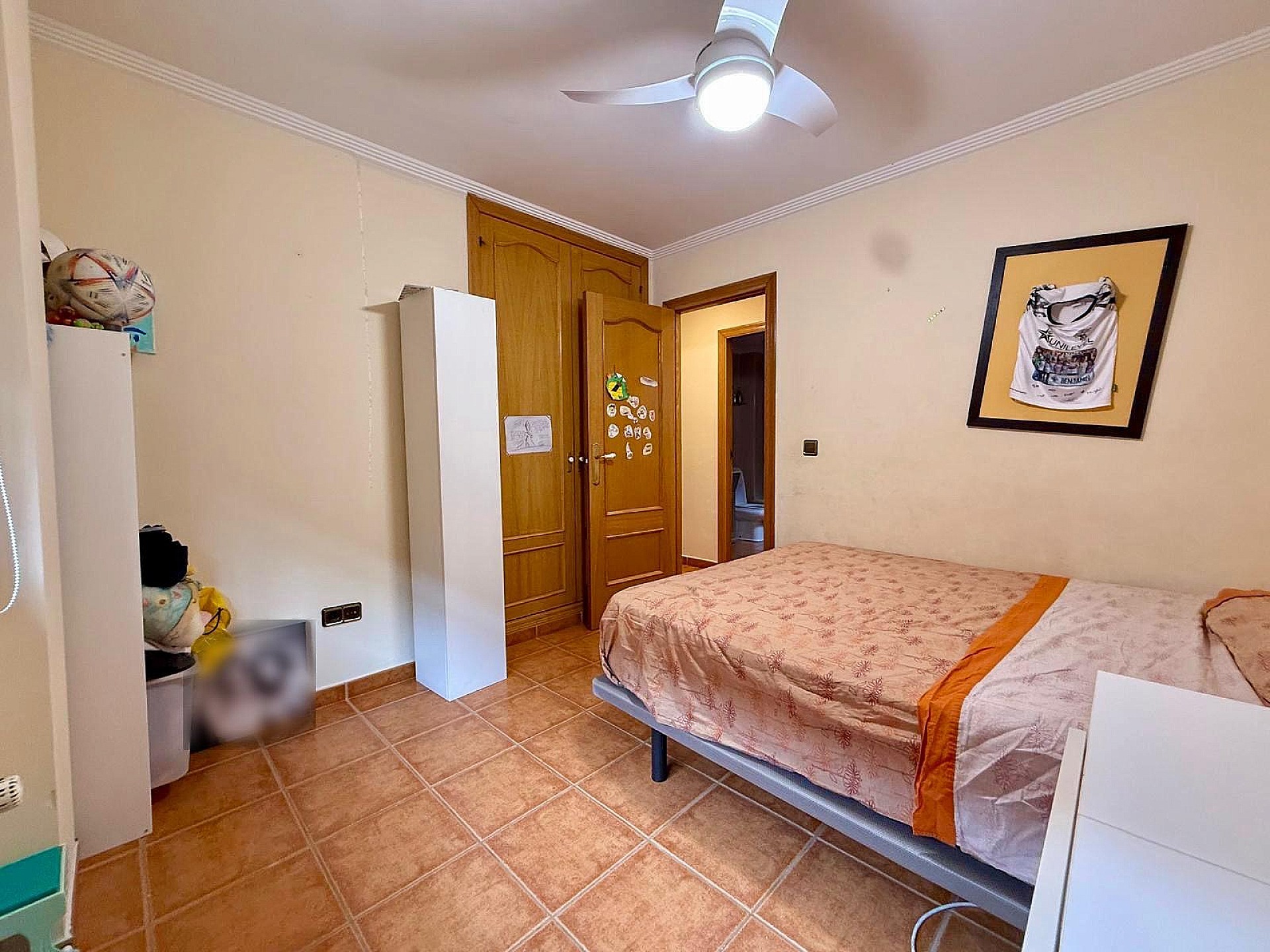 Resale - 3 Bedroom 3 Bathroom Townhouse in Pinoso - , Pinoso, Alicante, Spain - Alicante