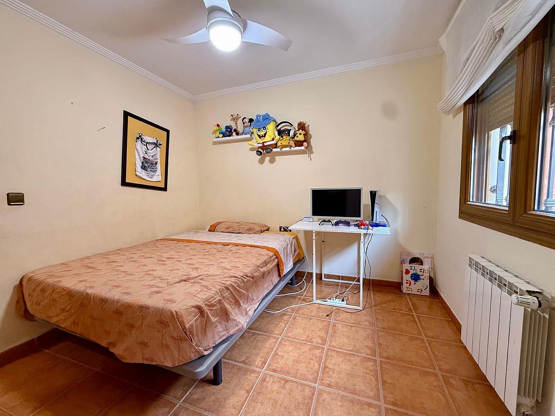 Resale - 3 Bedroom 3 Bathroom Townhouse in Pinoso - , Pinoso, Alicante, Spain - Alicante