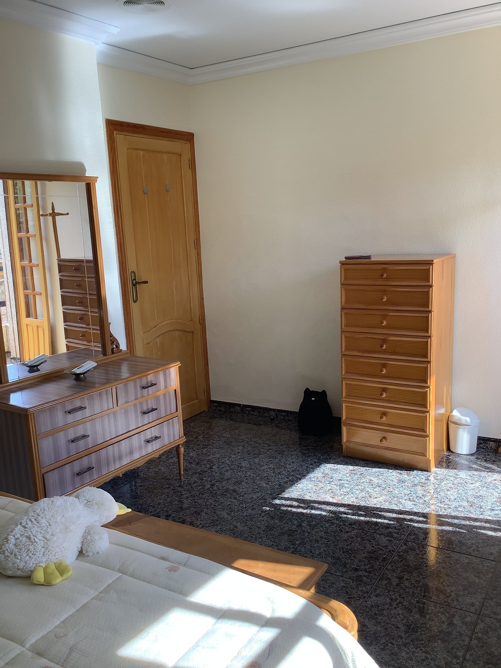 Resale - 4 Bedroom 2 Bathroom Townhouse in Hondón de las Nieves - , Hondón de las Nieves, Alicante, Spain - Alicante