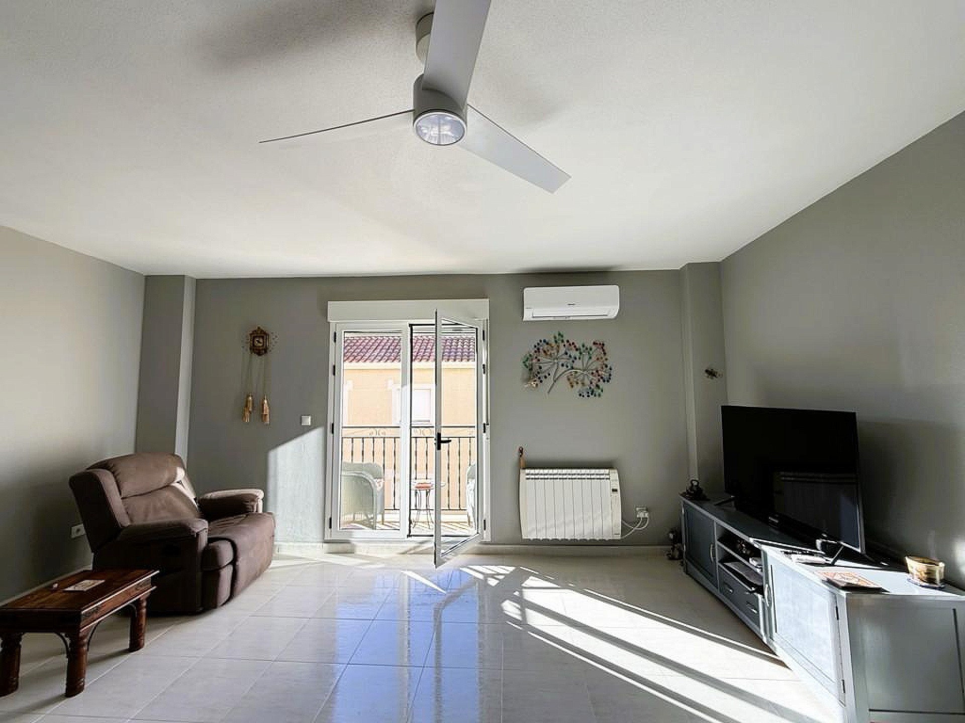 Resale - 3 Bedroom 2 Bathroom Apartment in Pinoso - , Pinoso, Alicante, Spain - Alicante