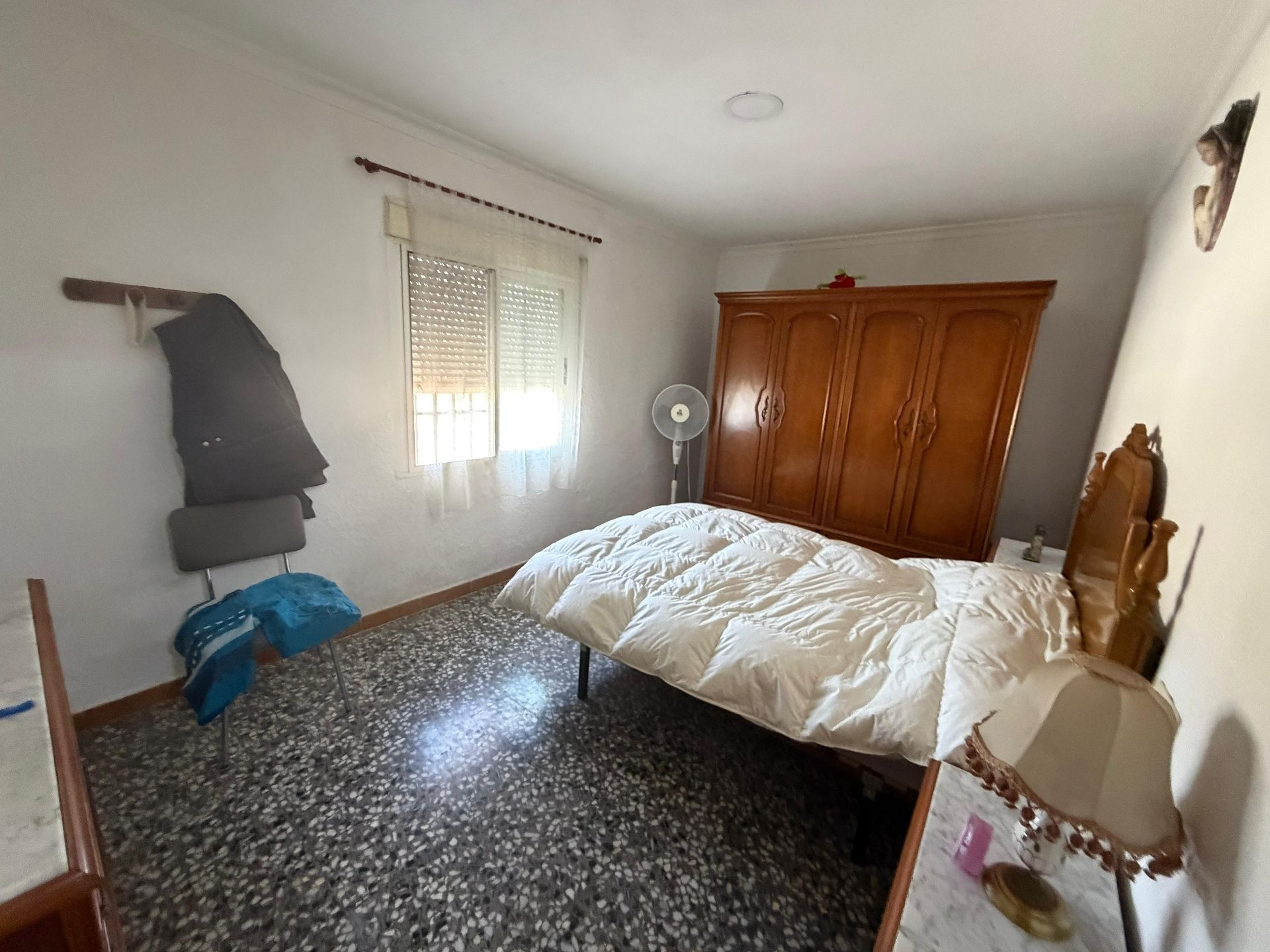 Resale - 4 Bedroom 1 Bathroom Finca in Pinoso -  - Alicante