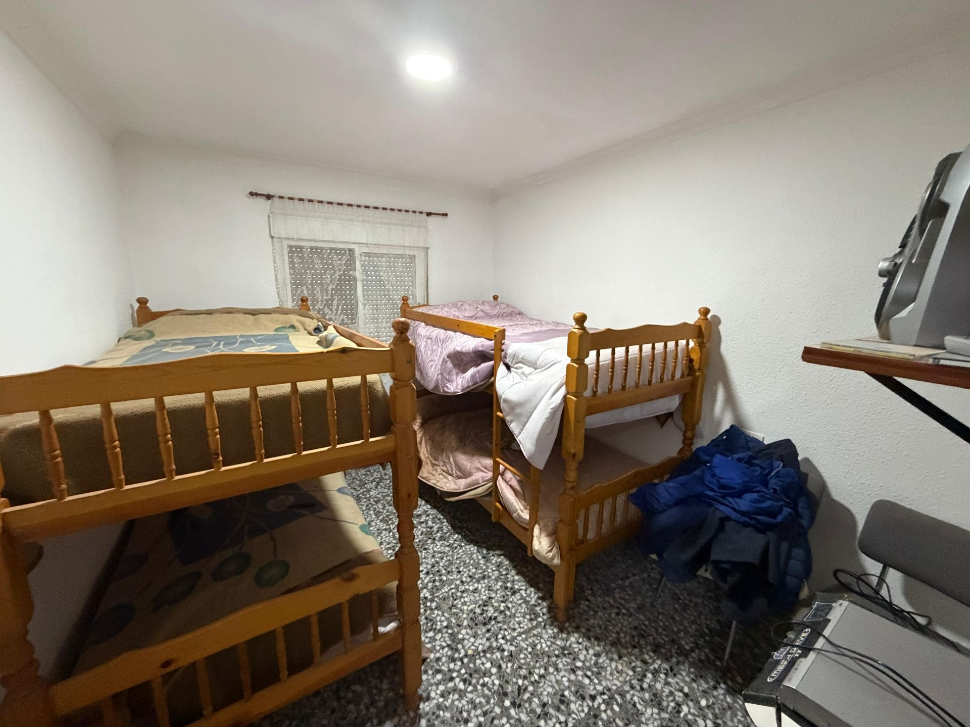 Resale - 4 Bedroom 1 Bathroom Finca in Pinoso -  - Alicante