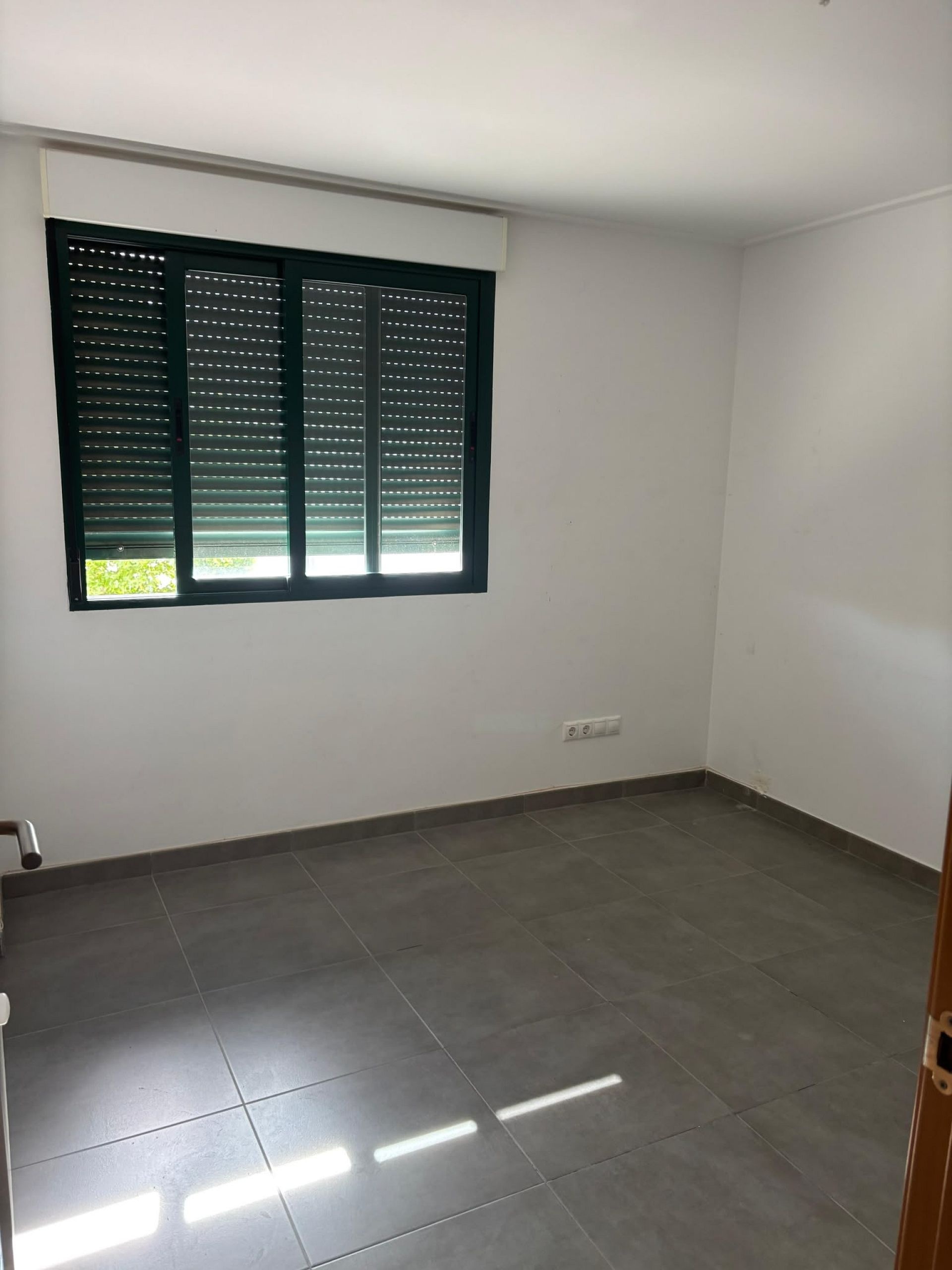 Resale - 3 Bedroom 2 Bathroom Apartment in Alcoy -  - Alicante