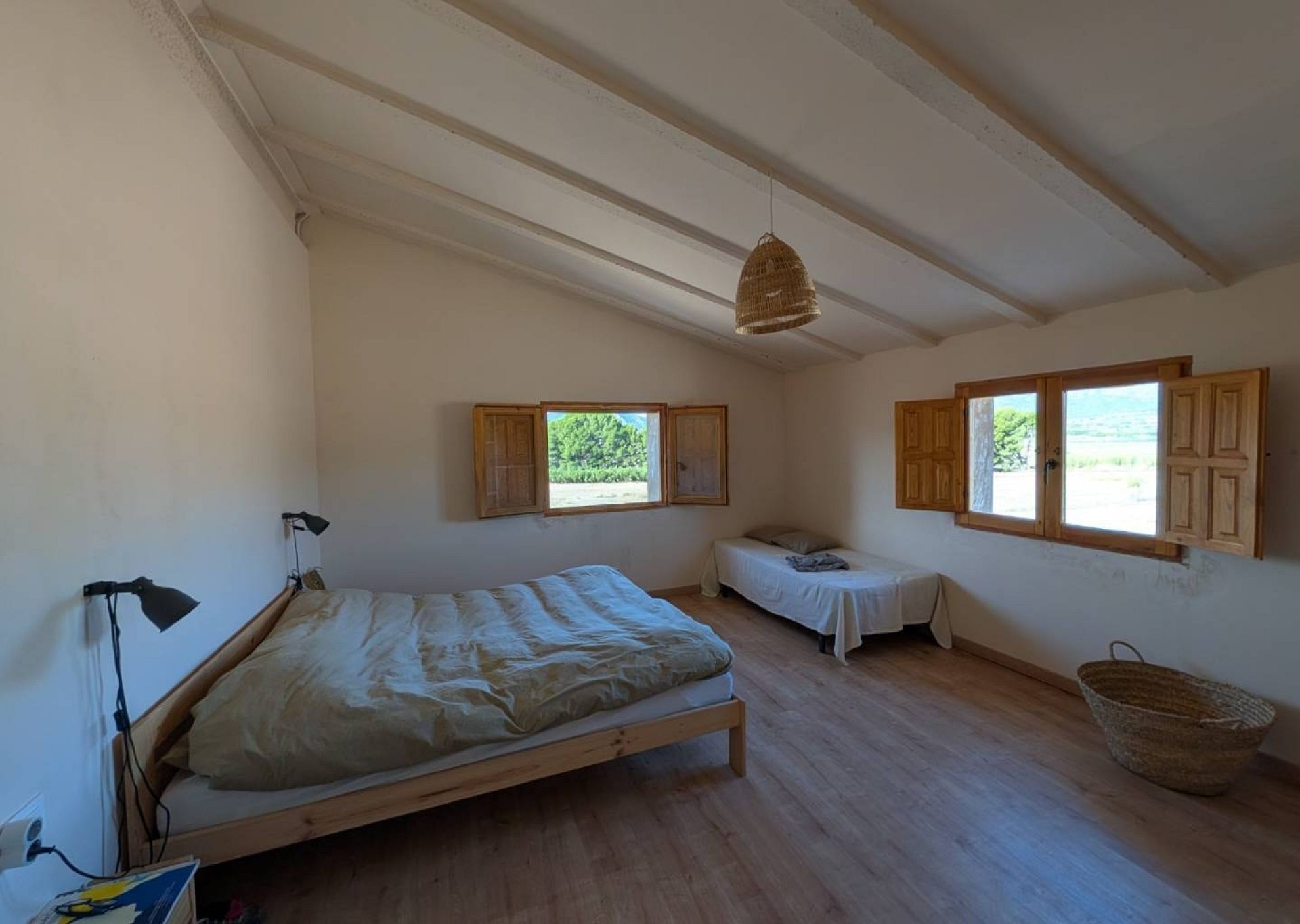 Resale - 3 Bedroom 2 Bathroom Country house in Salinas -  - Alicante