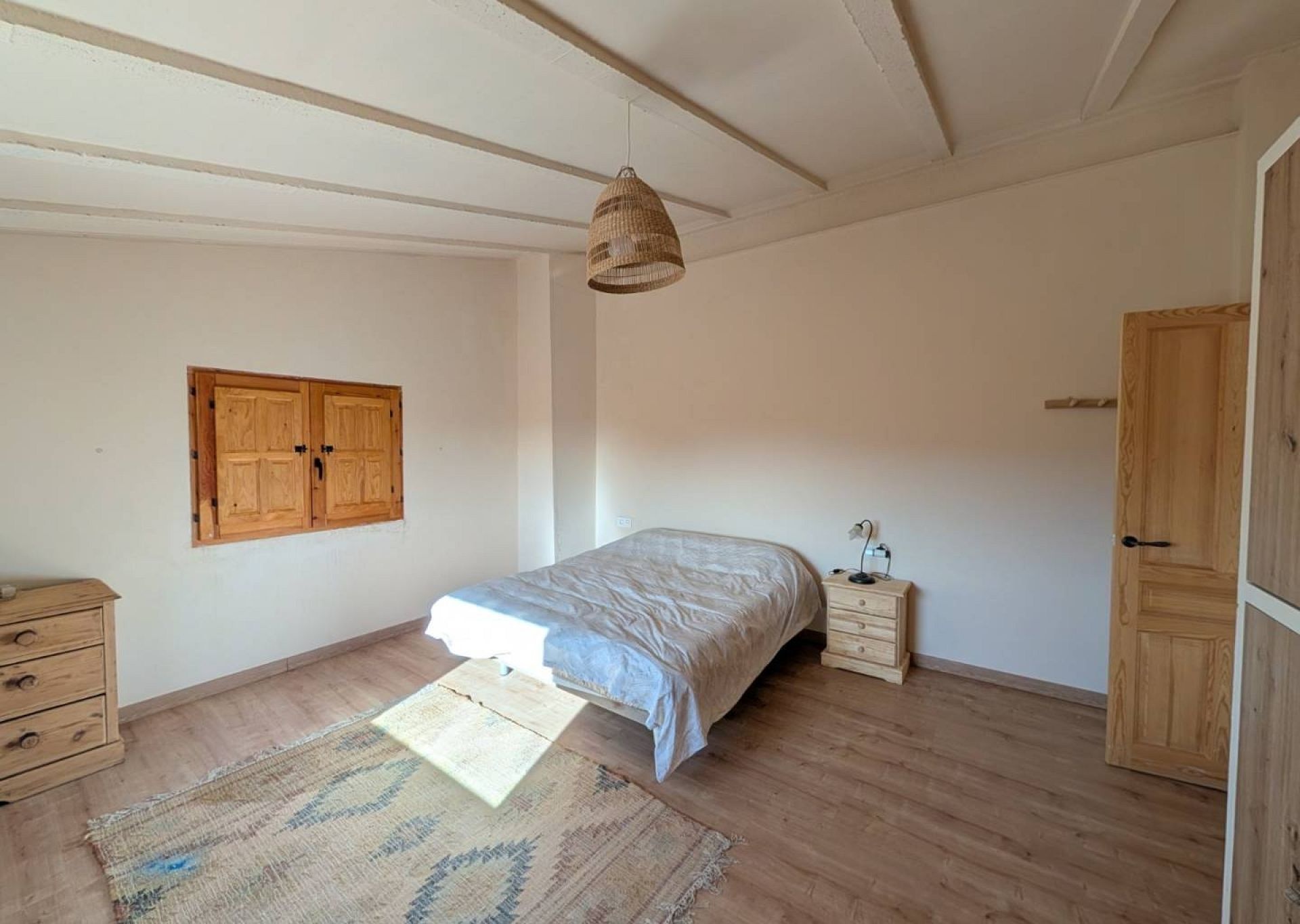 Resale - 3 Bedroom 2 Bathroom Country house in Salinas -  - Alicante